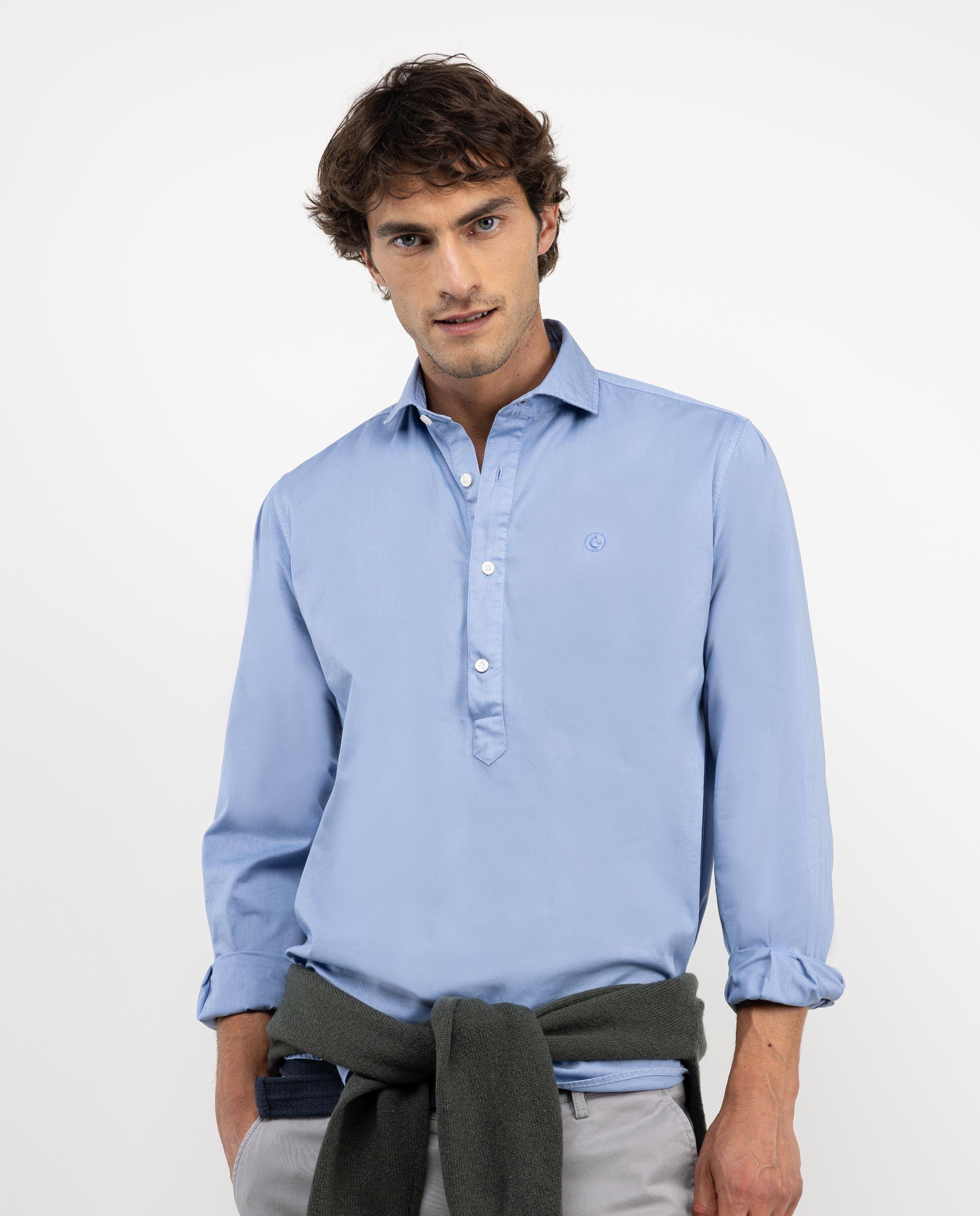 Camisa Polera Twill Garment Dyed Celeste HOMBRE OI 25-0