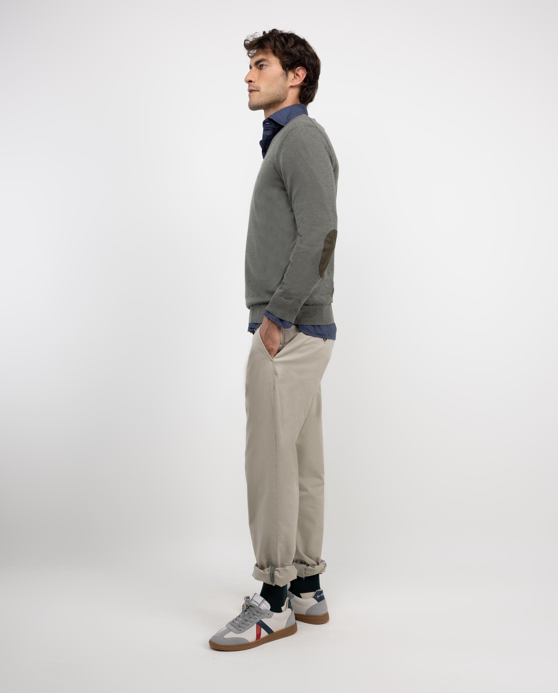 Jersey Cuello Pico Coderas Verde HOMBRE OI 25-2