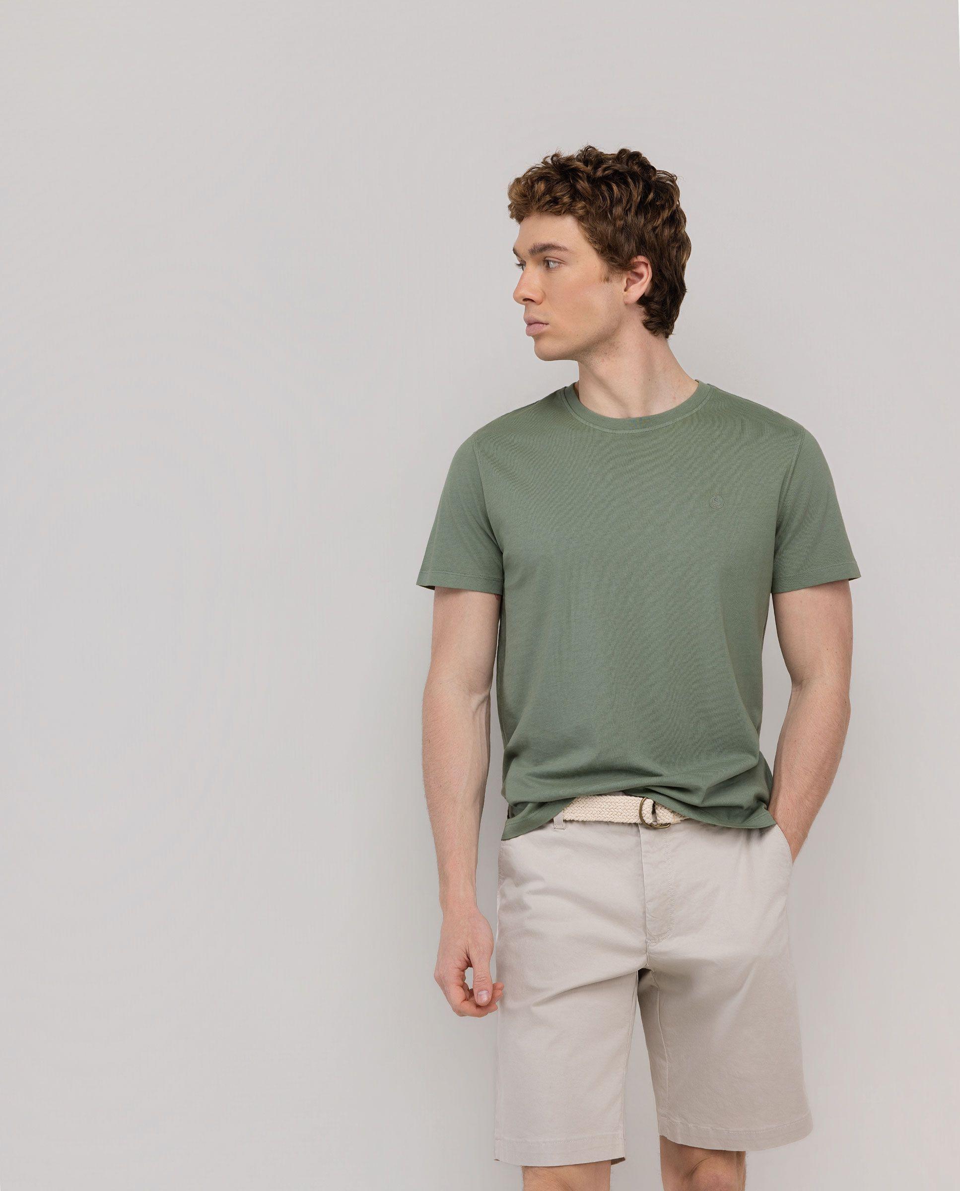 Camiseta Básica Garment Dyed Verde HOMBRE PV 26-2