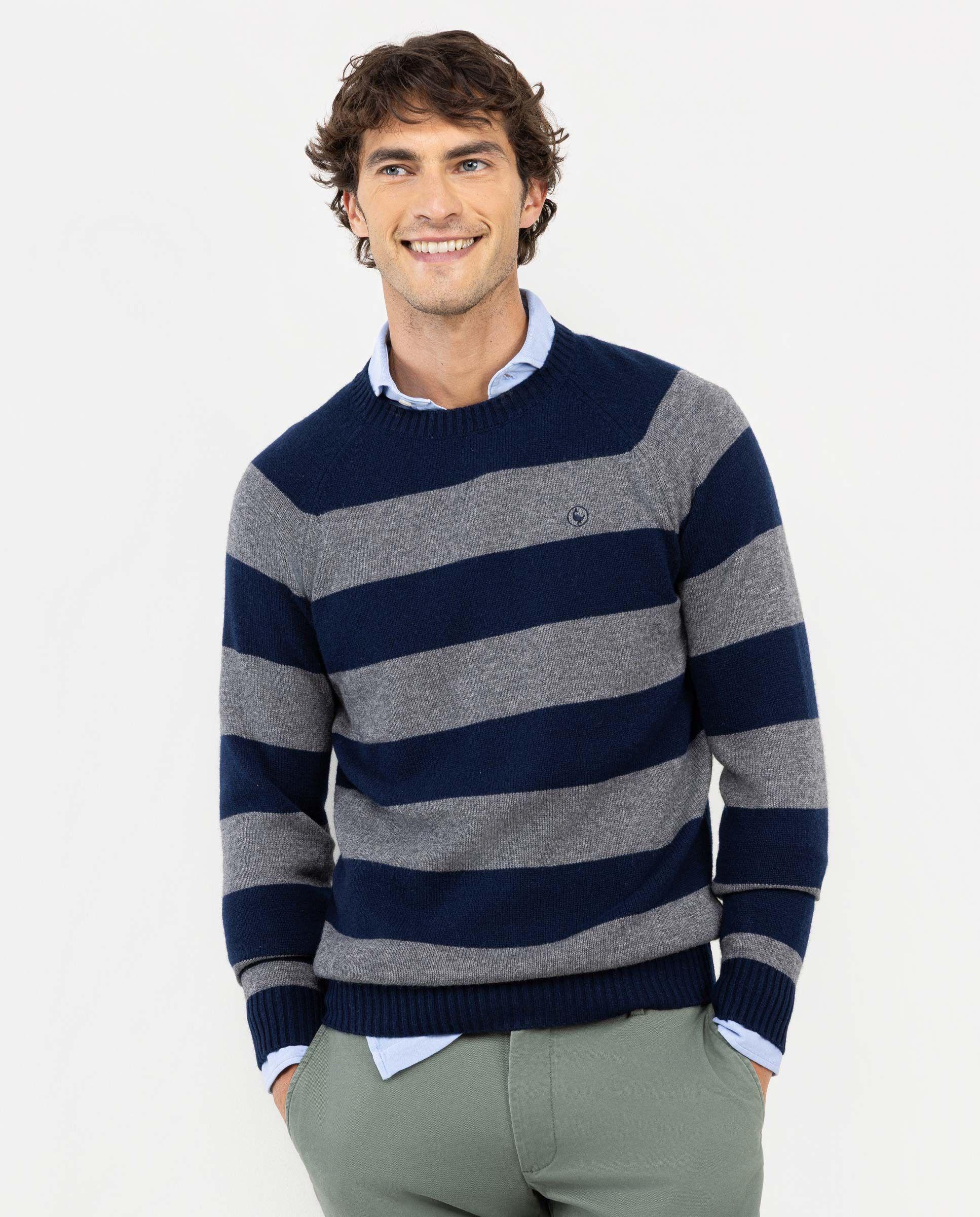 Jersey Raya Cuello Caja Gris HOMBRE OI 25-1