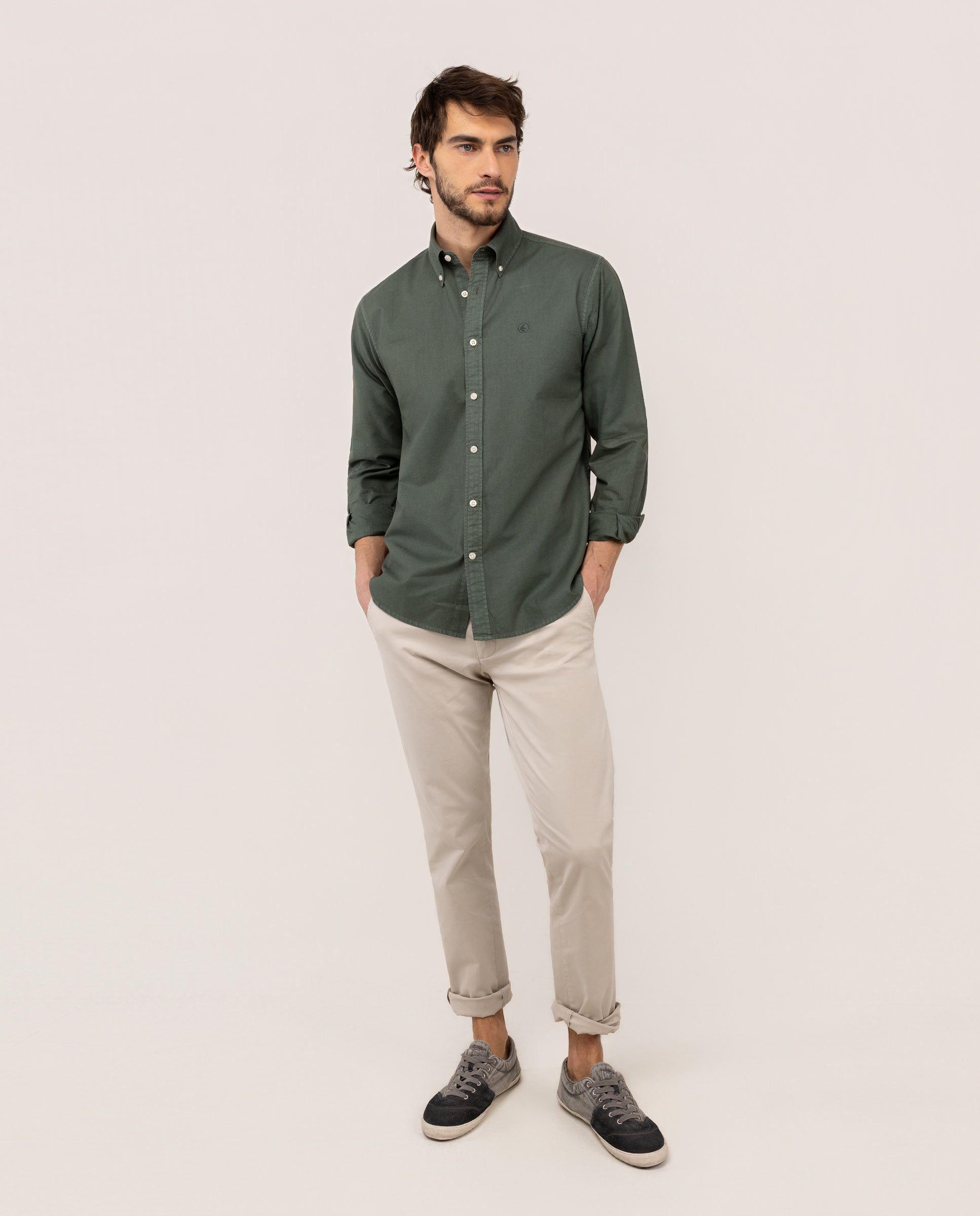 Camisa Algodón Garment Dyed Button Down Verde Oscuro HOMBRE PV 26-1