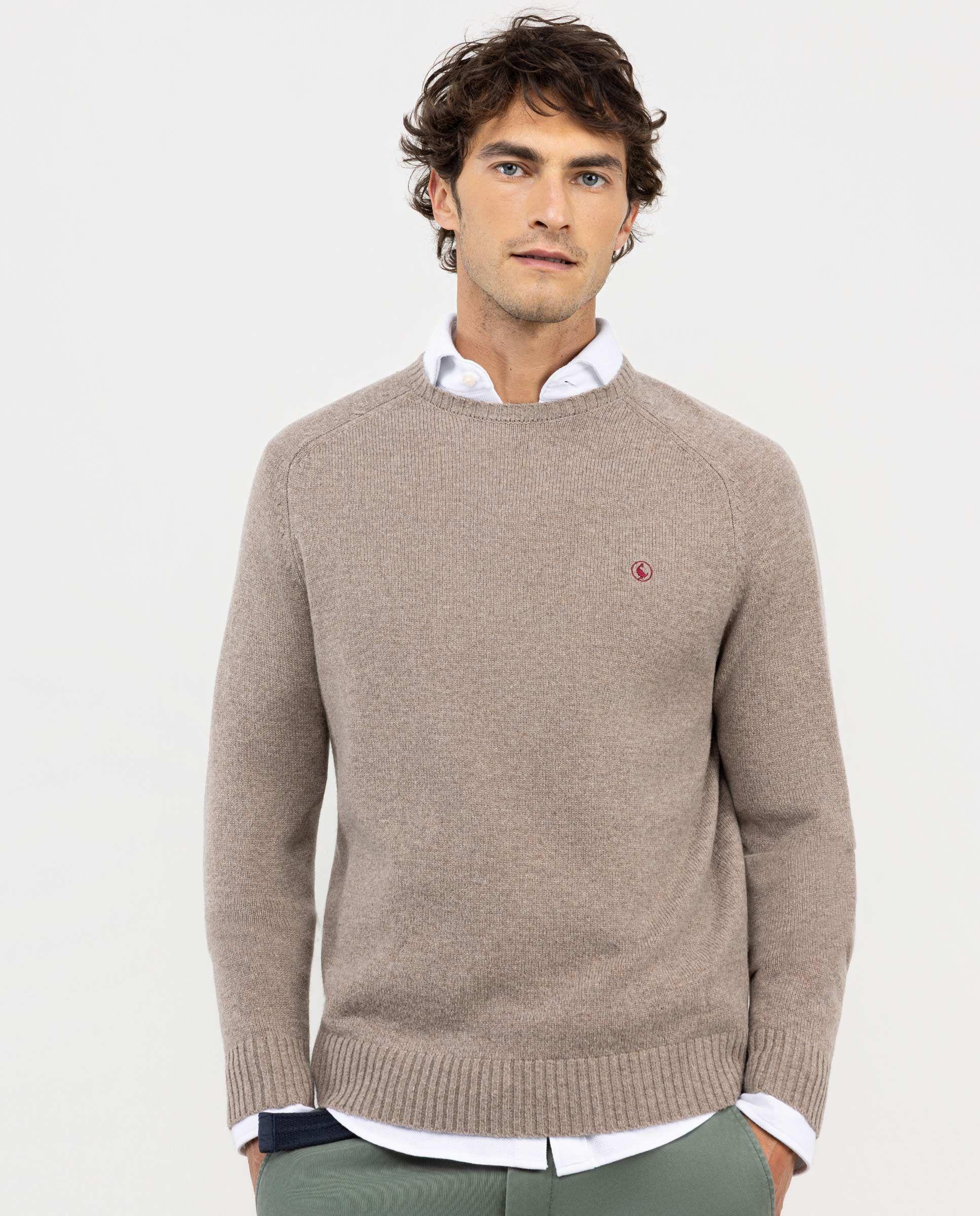 Jersey Merino Cuello Caja Beige HOMBRE OI 25-0