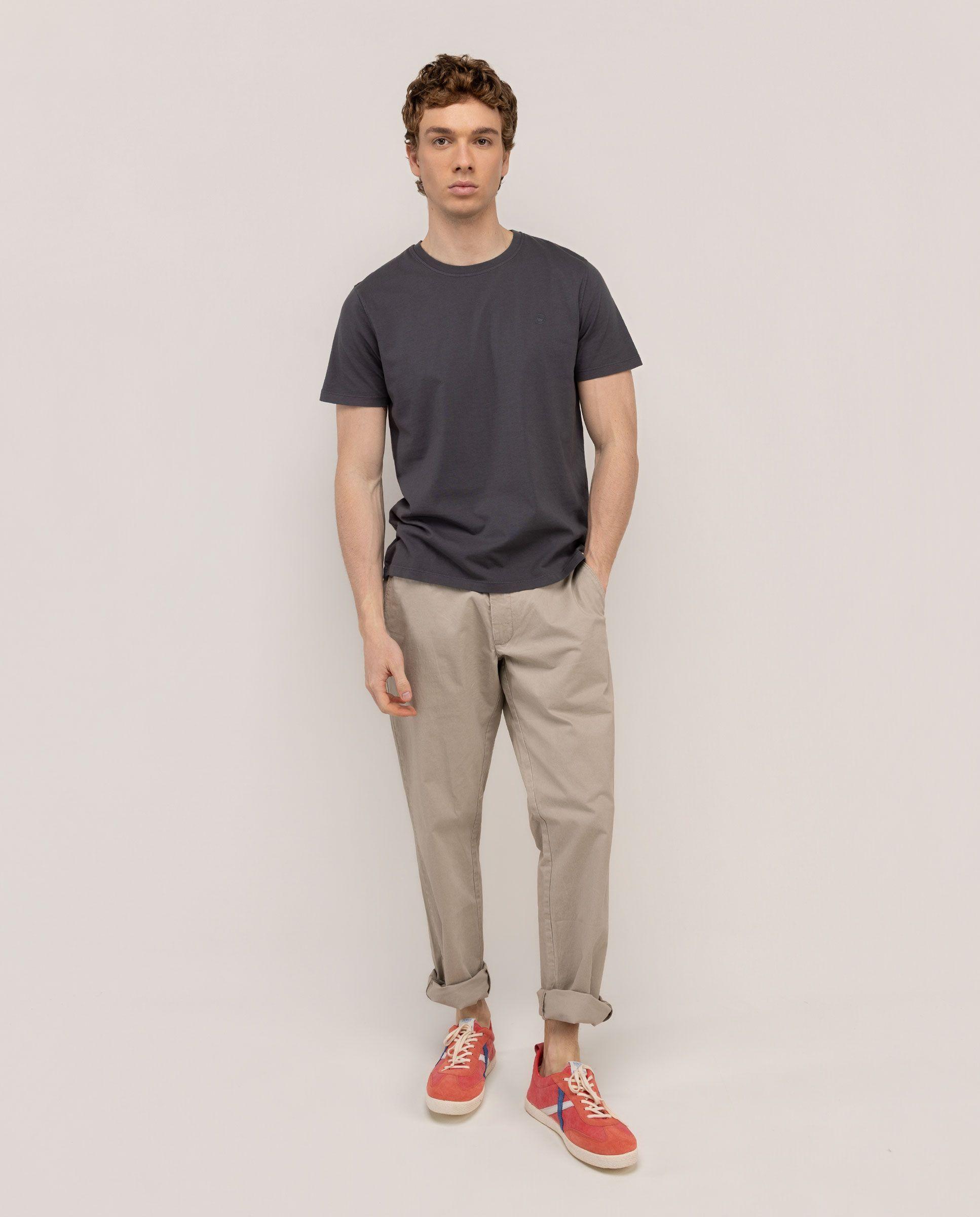 Camiseta Básica Garment Dyed Gris Antracita HOMBRE PV 26-1