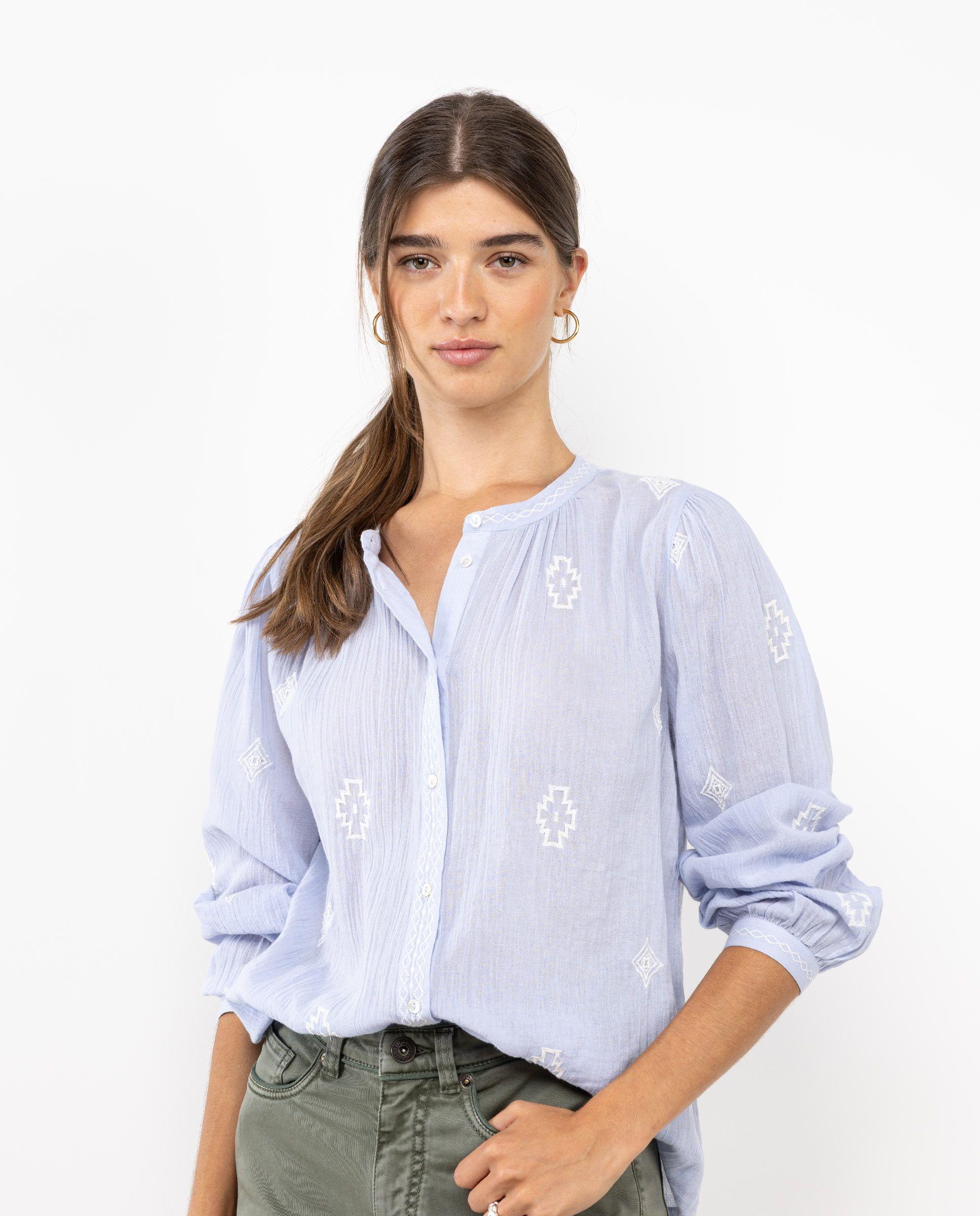 Blusa Bordados Celeste MUJER OI 25-0