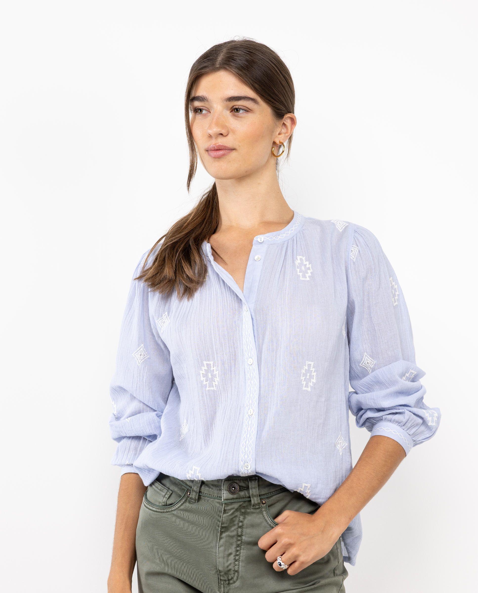 Blusa Bordados Celeste MUJER OI 25-1
