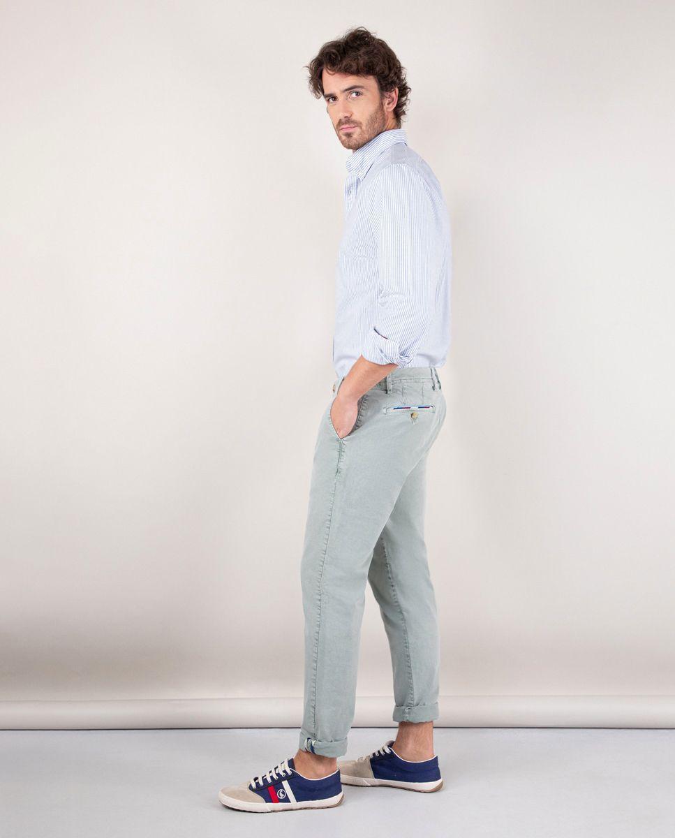 Pantalón Chino Básico Verde Claro LATAM HOMBRE OI 24-2