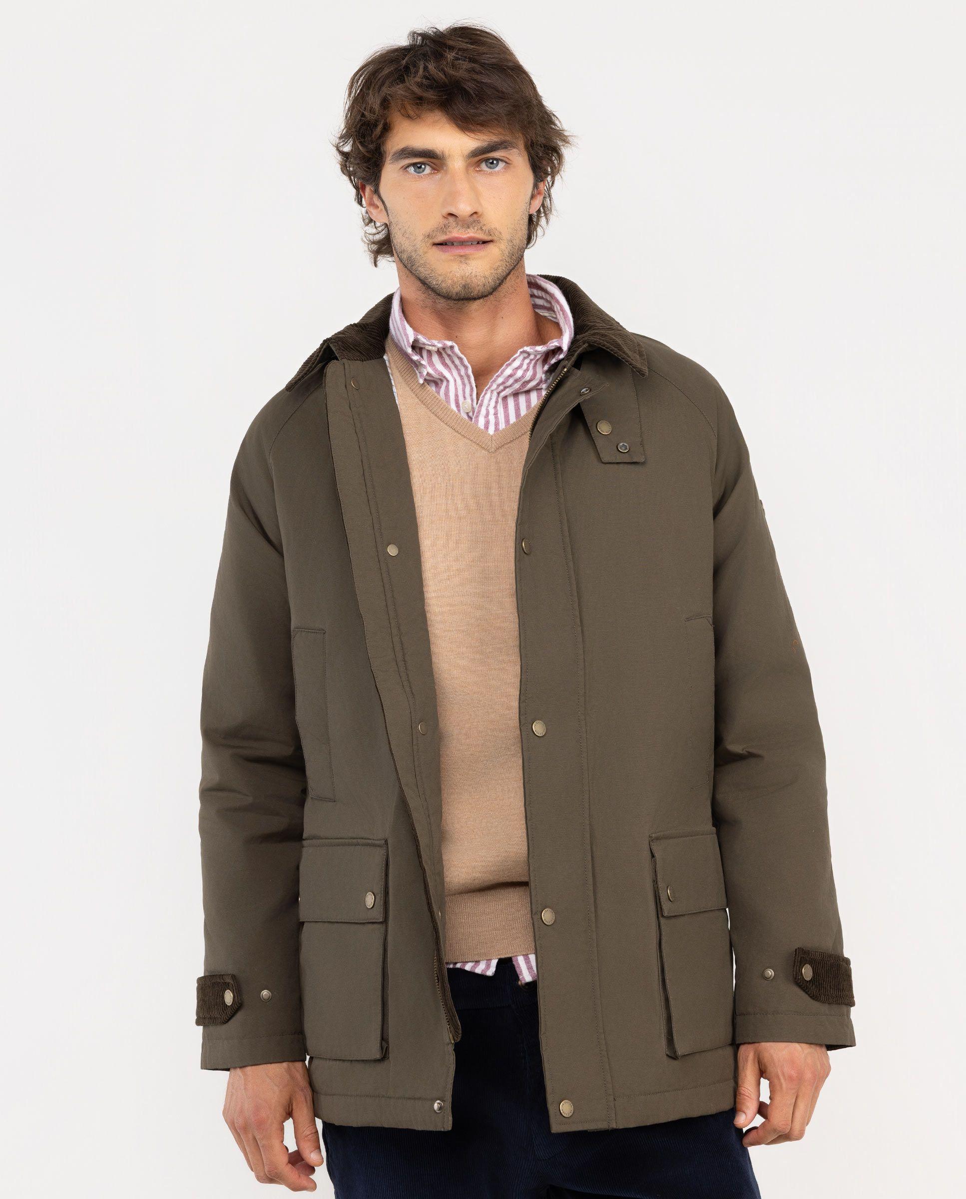 Chaqueta de Cuello Pana Verde HOMBRE OI 25-0