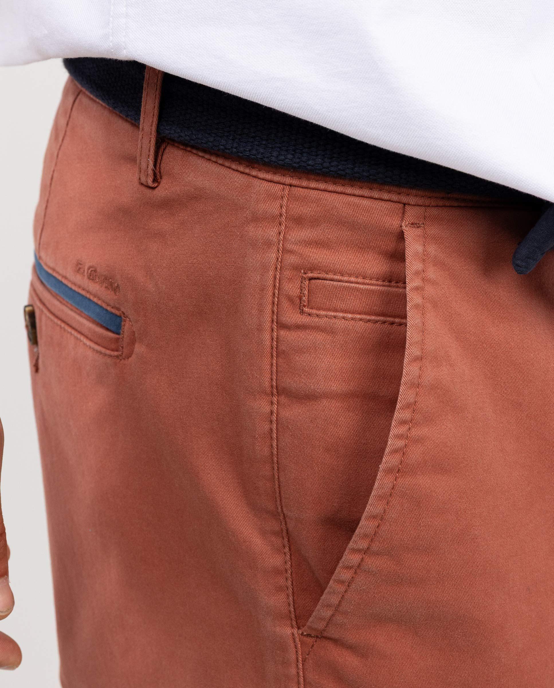 Pantalón Chino Teja Slim Fit HOMBRE OI 25-1