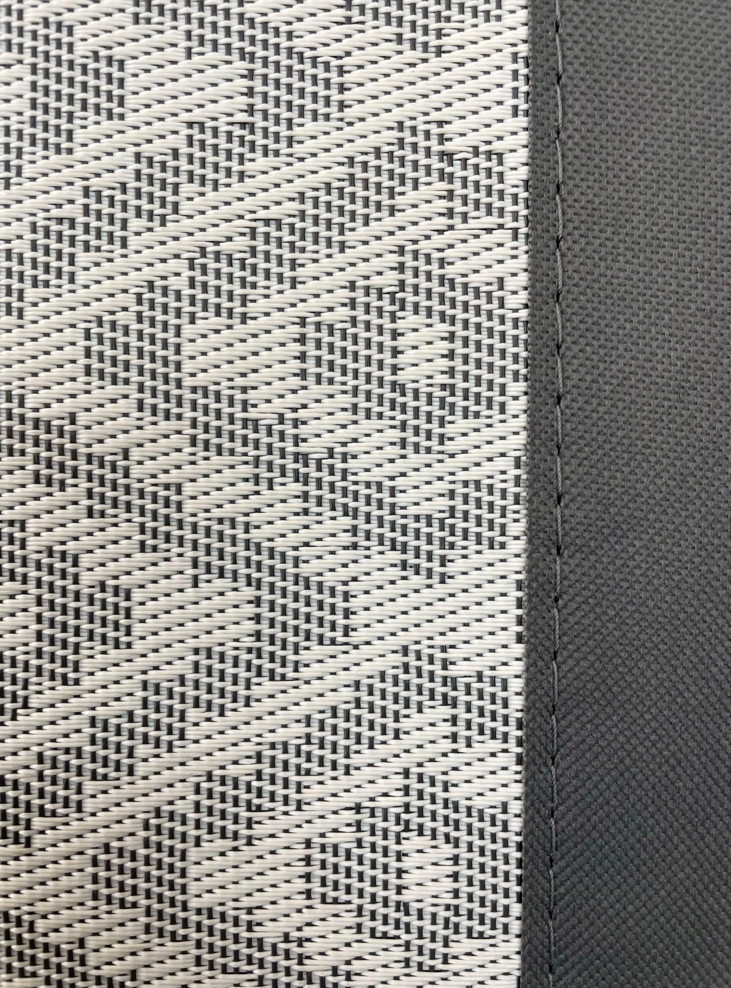 Alfombra Vinílica Tejida Marbella Gris Exterior/Interior (2,3 x 1,6 mts)-3