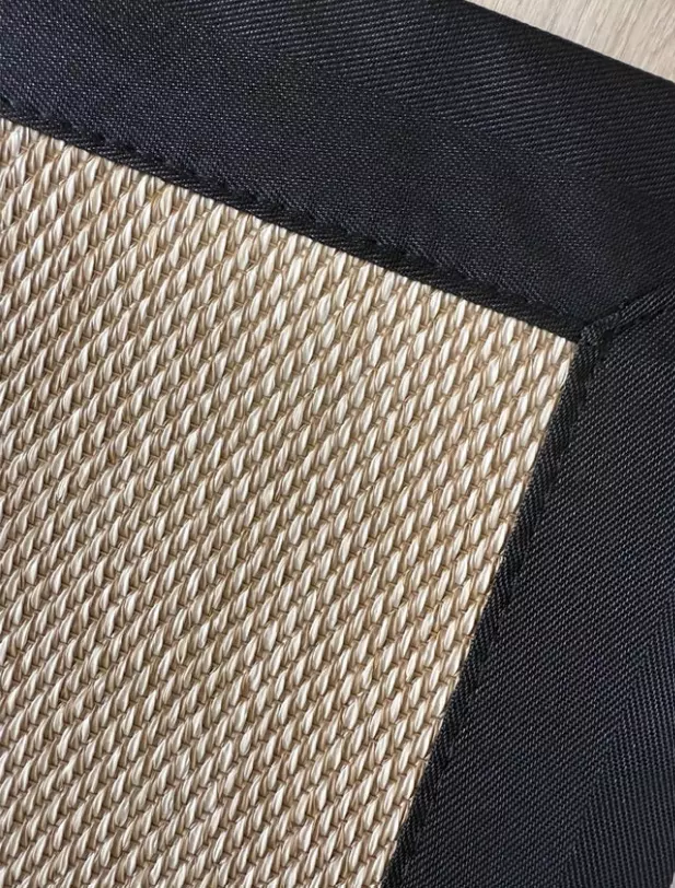 Alfombra Vinílica Lavable Telmo borde negro 200x300-2