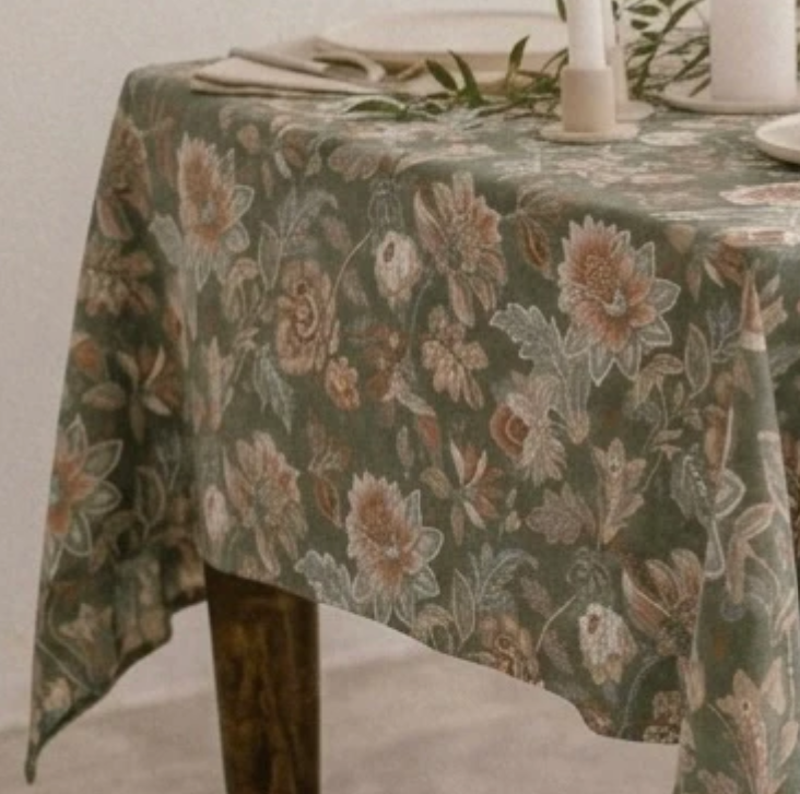 Mantel Antimanchas Resinado Monet 155x300-2