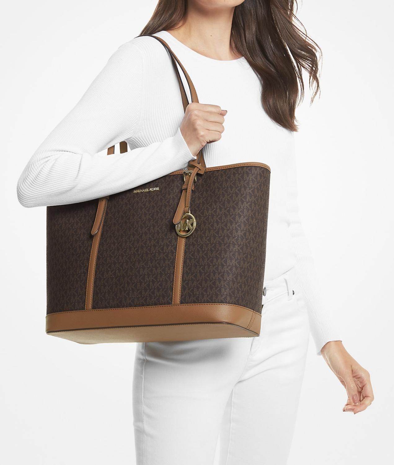 Cartera Michael Kors Travel Signature-2