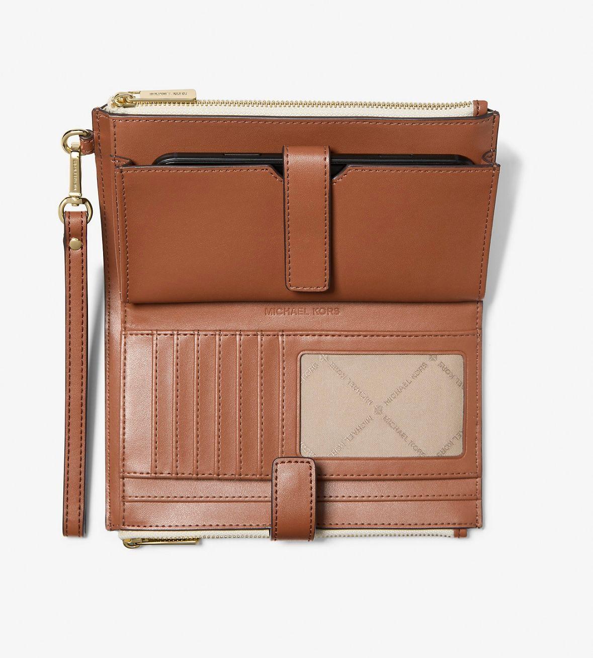 Billetera Michael Kors Jet Set Travel Signature-1