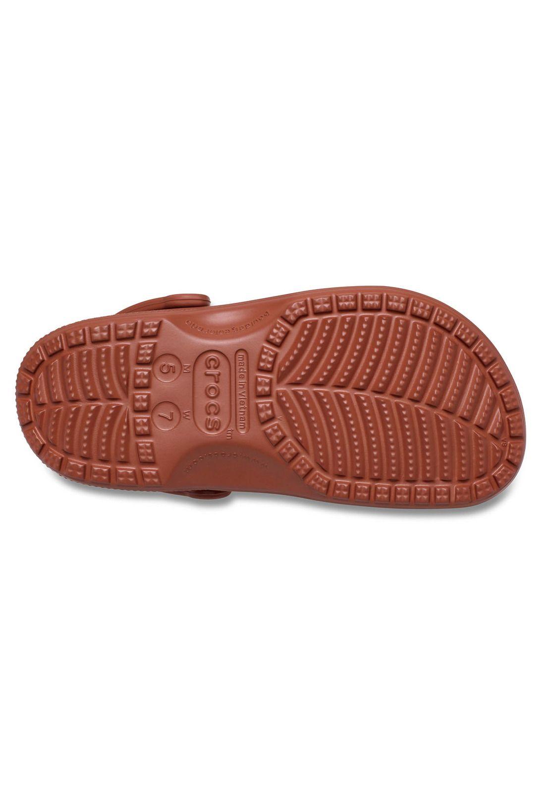 Zueco Crocs Hombre Classic Clog Café Madera-4