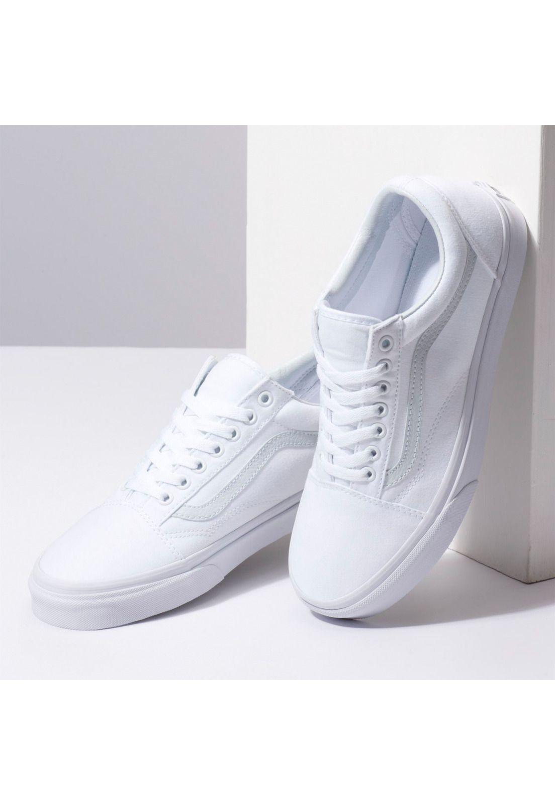 Zapatillas Unisex UA Old Skool Blanca-3