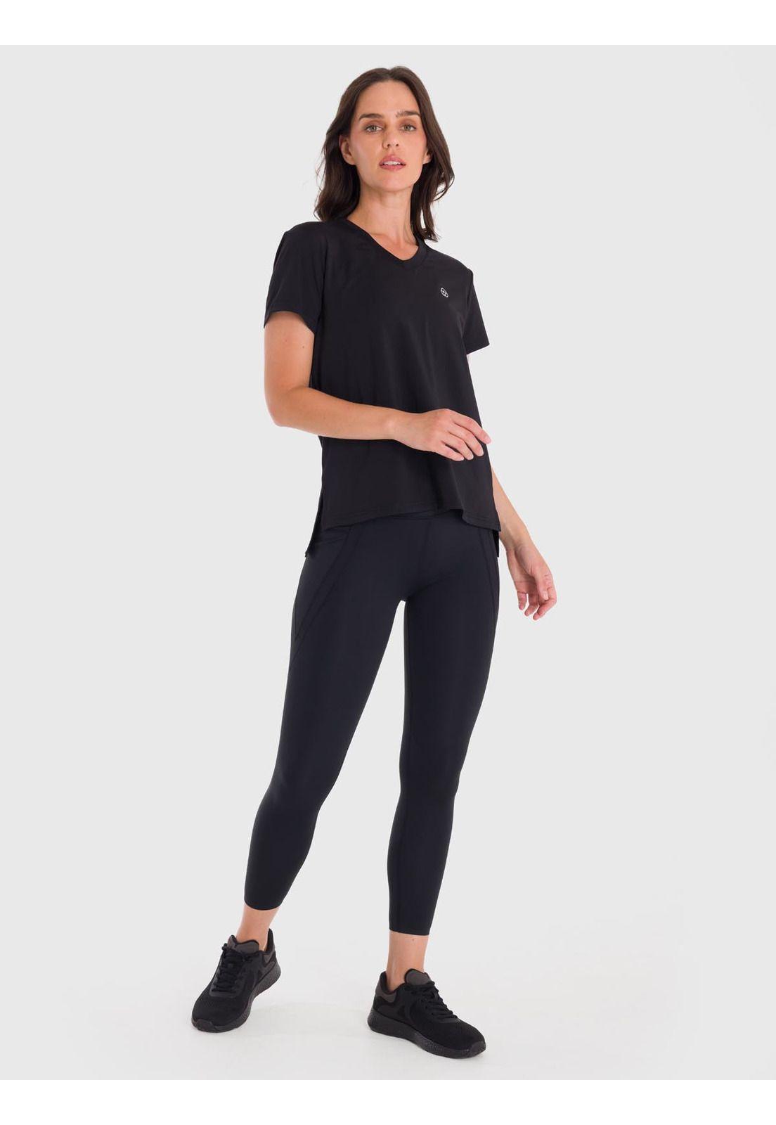 Polera deportiva Mujer V Neck Negro-5
