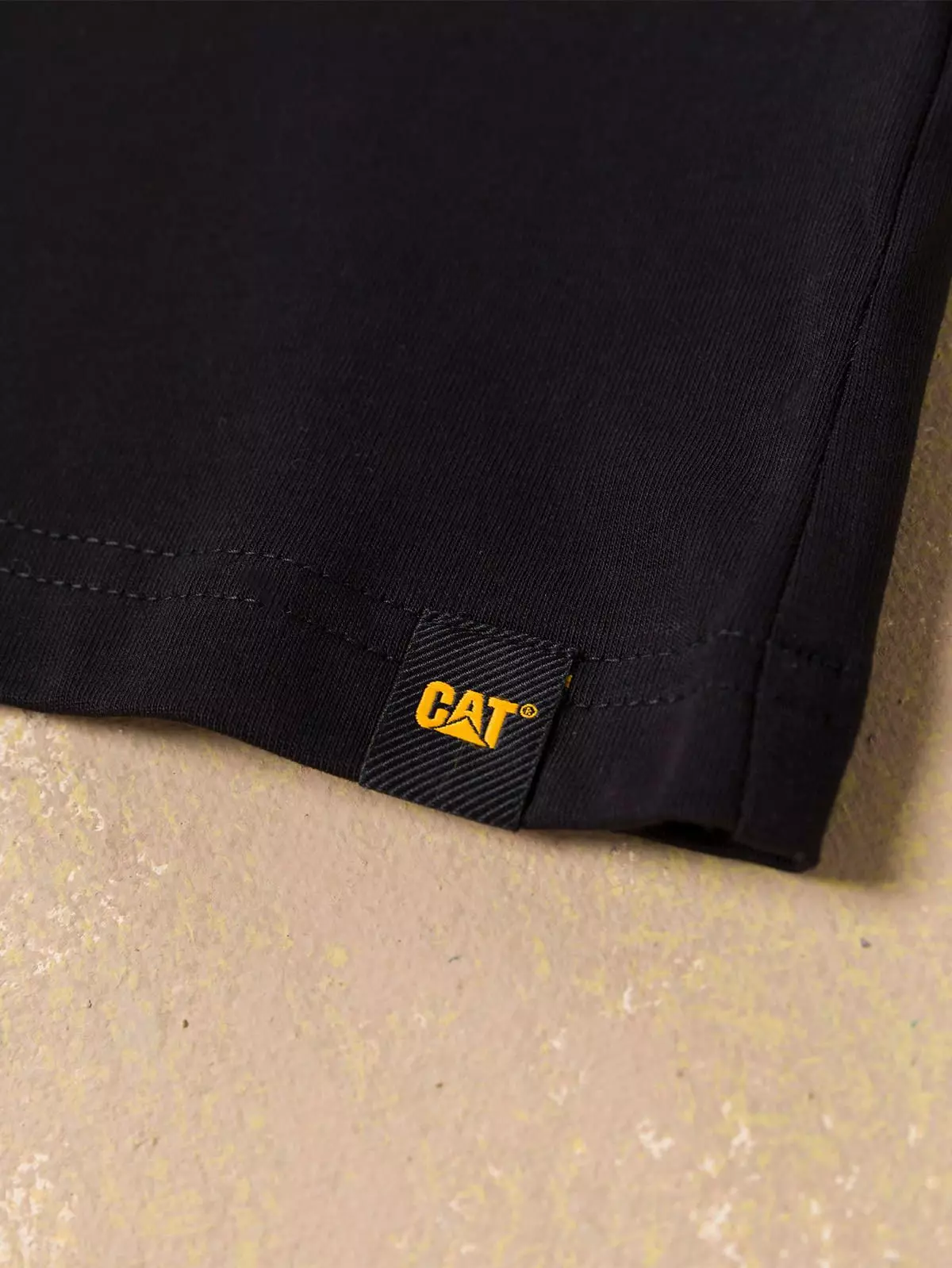 Polera Manga Larga Hombre Logo Negro-3