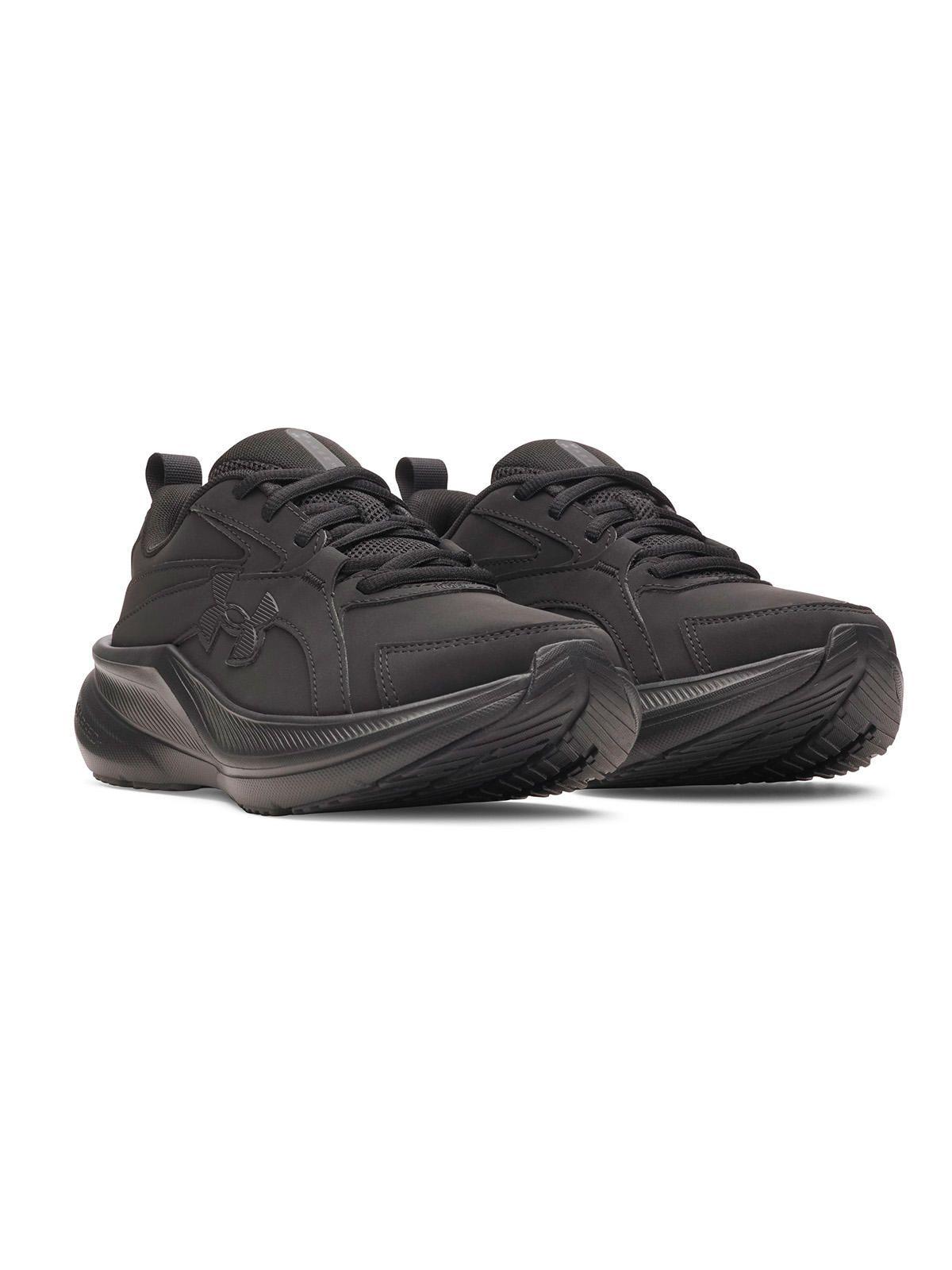 Zapatilla UA Assert 11 Negra Niño-5