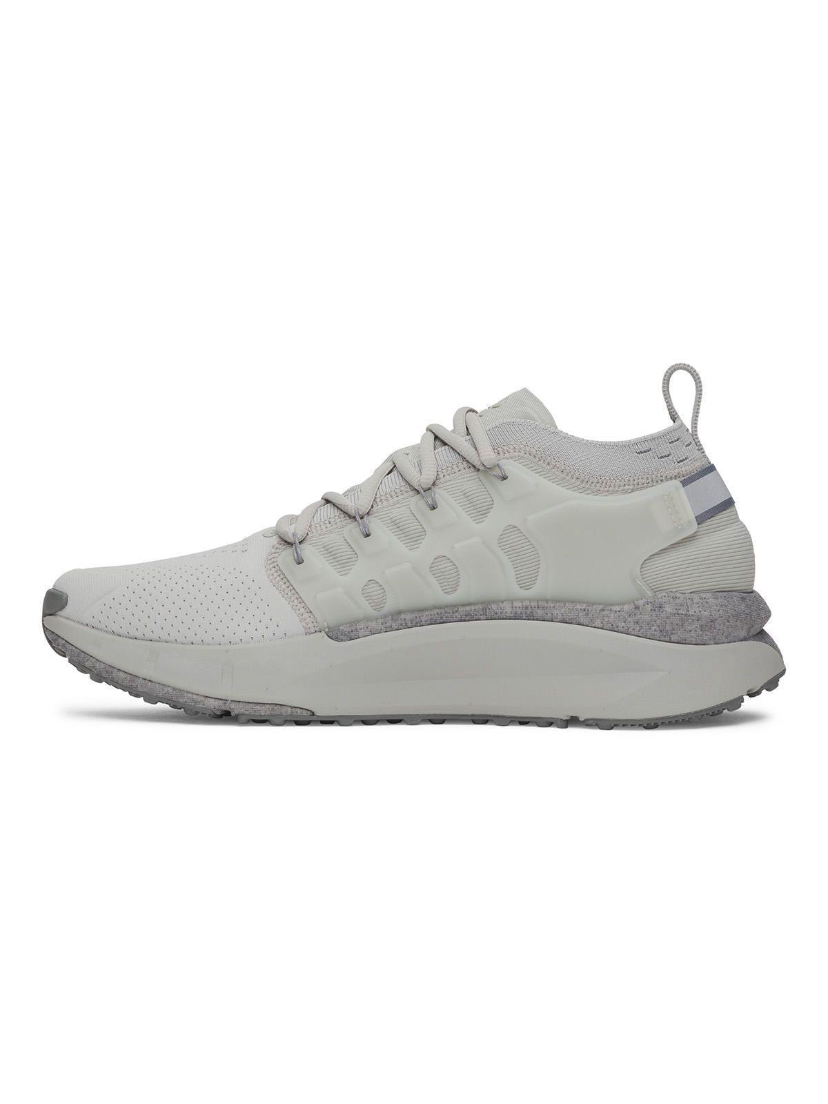 Zapatilla UA Phantom X Gris Hombre-1