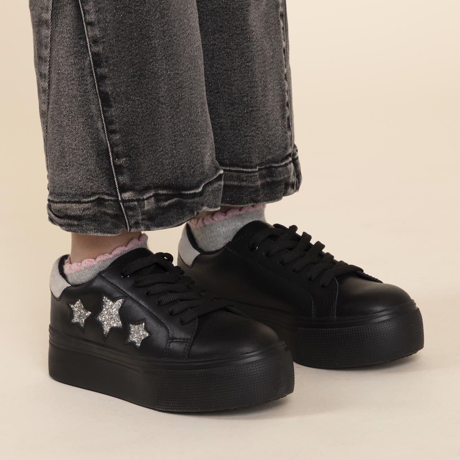 Zapatilla Cuero Niña Quens Negro-1