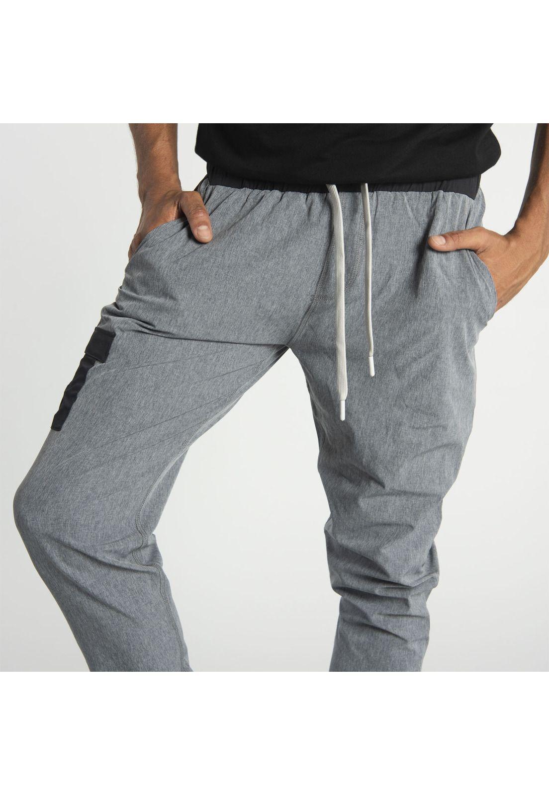 Pantalón Hombre Connect Tech Jogger Gris Claro-2