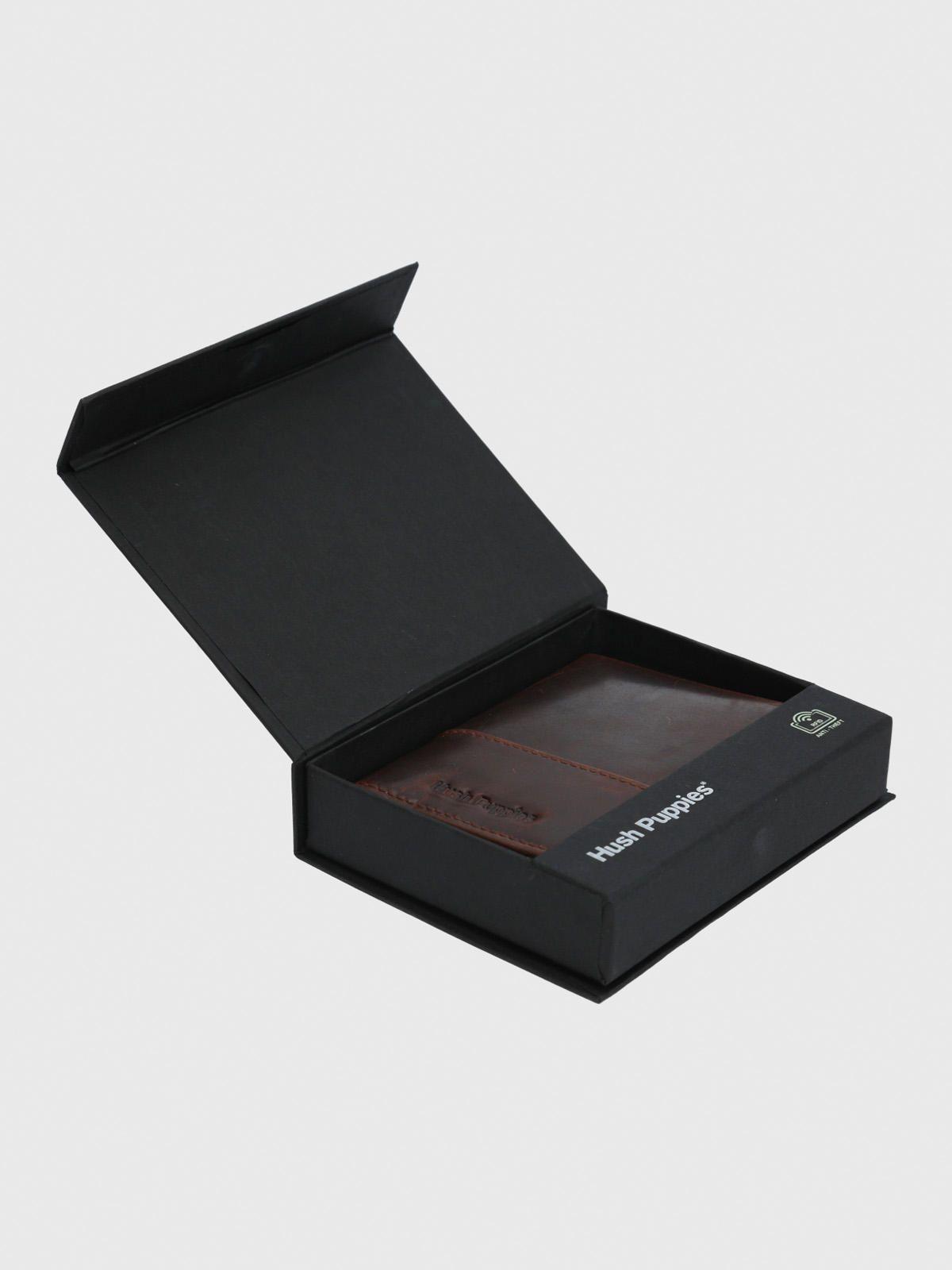 Billetera Cuero Hombre Edel Bifold Café-3