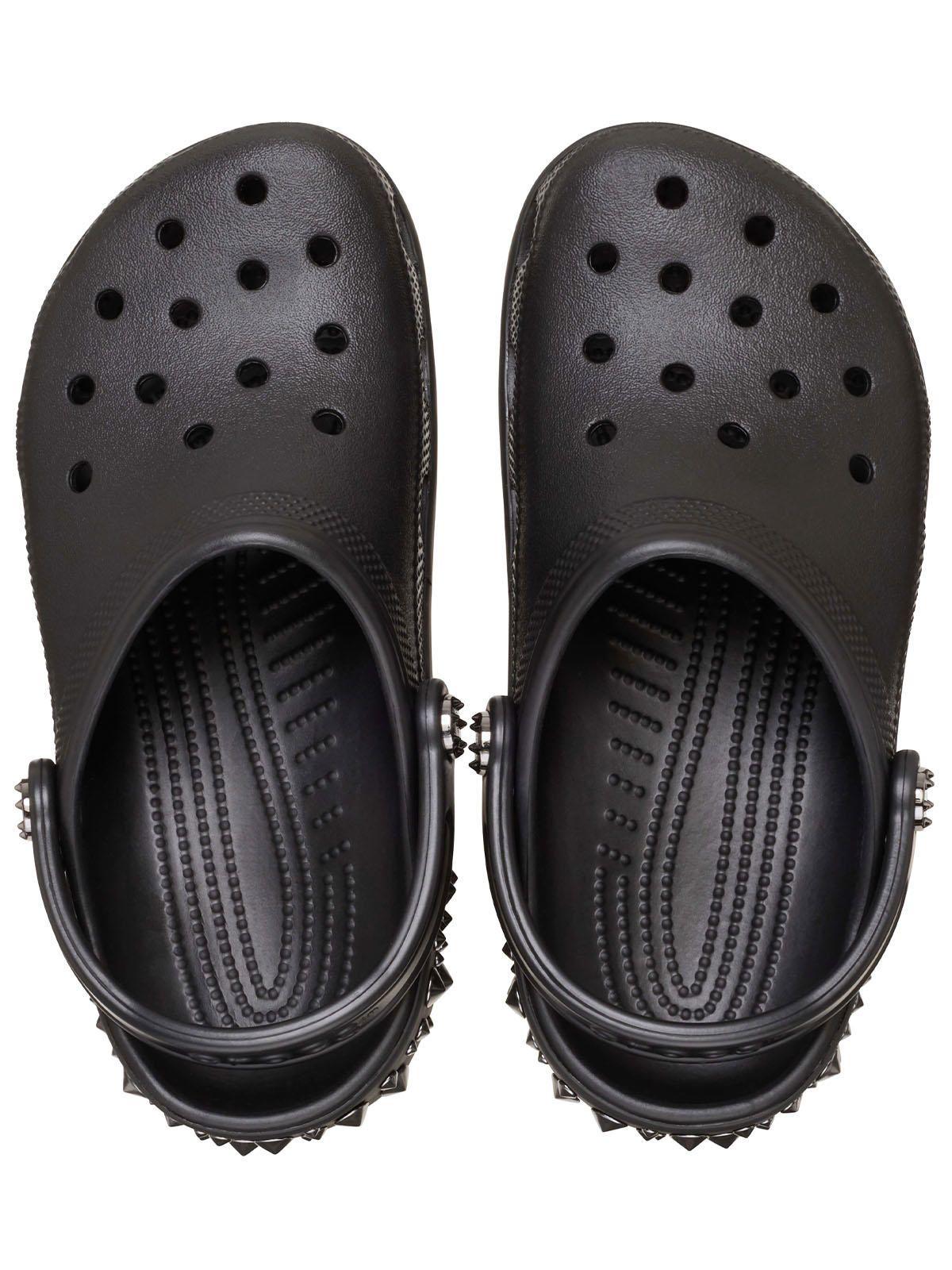 Zueco Crocs Unisex Classic Clog Studded Negro-4
