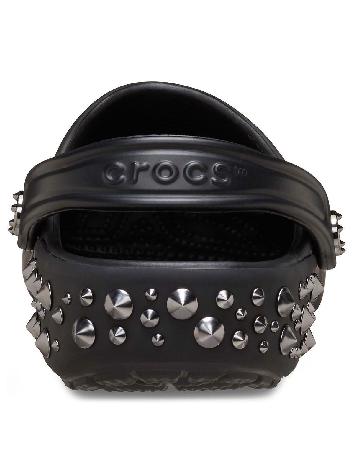 Zueco Crocs Unisex Classic Clog Studded Negro-7