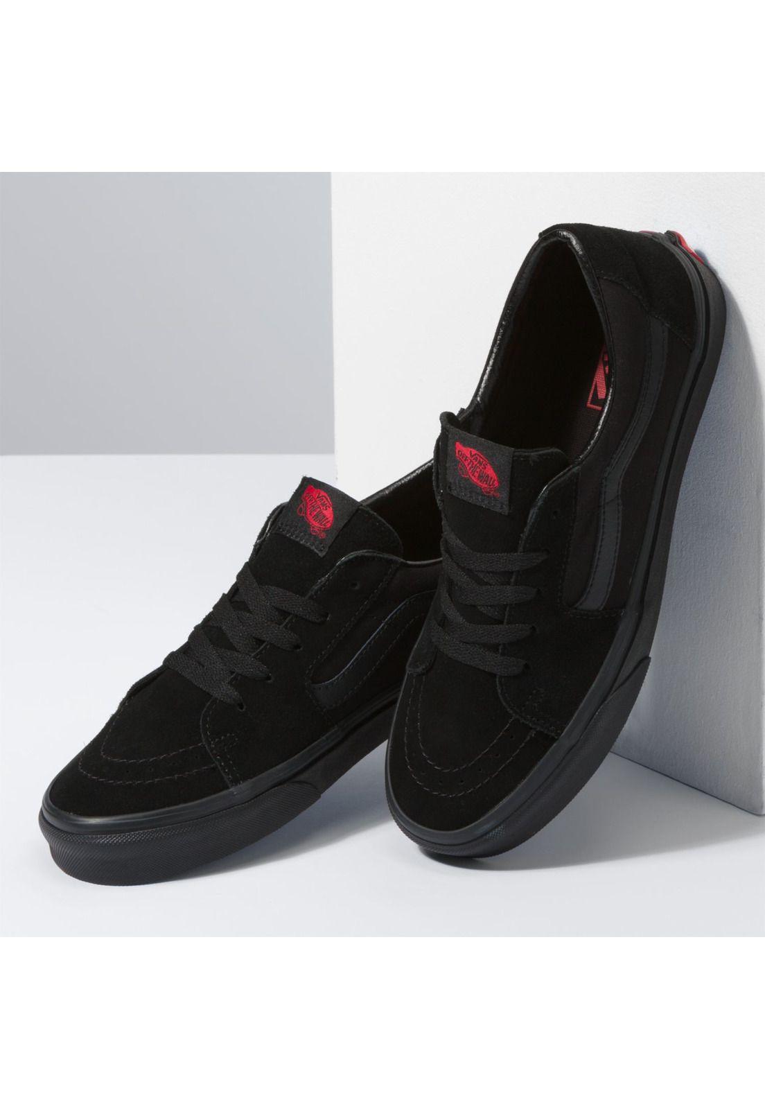 Zapatillas Unisex UA SK8-Low Negra-2