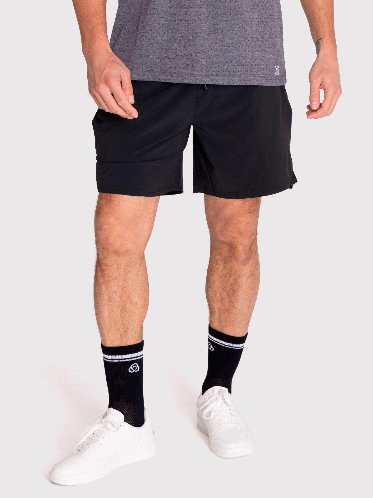 Short deportivo Hombre Performance Negro-1