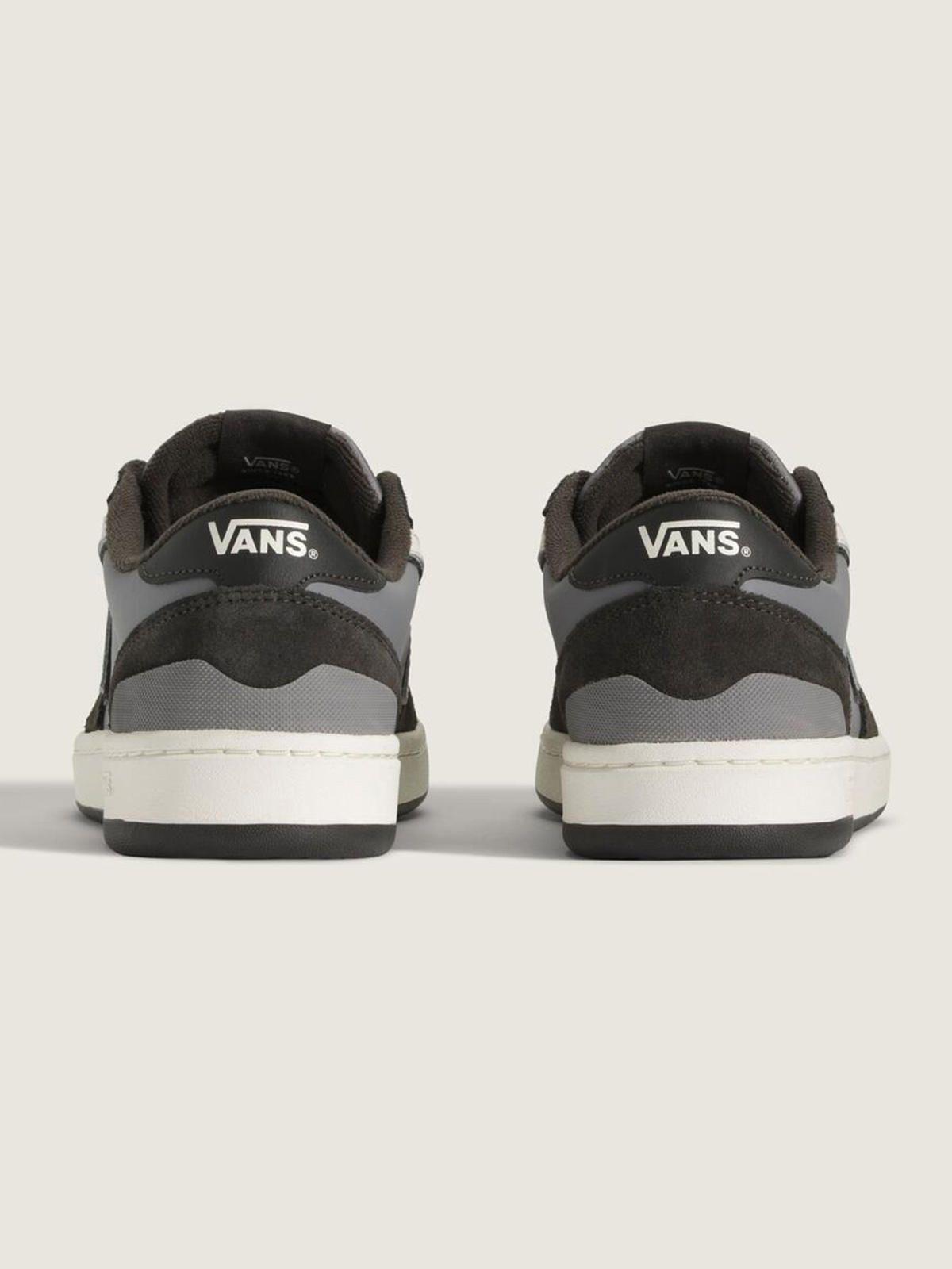 Zapatilla Hombre Lowland 2.0 Gris-5