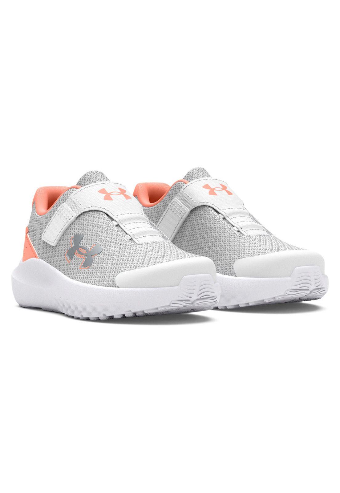 Zapatillas UA Surge 4 AC para niña Gris-5