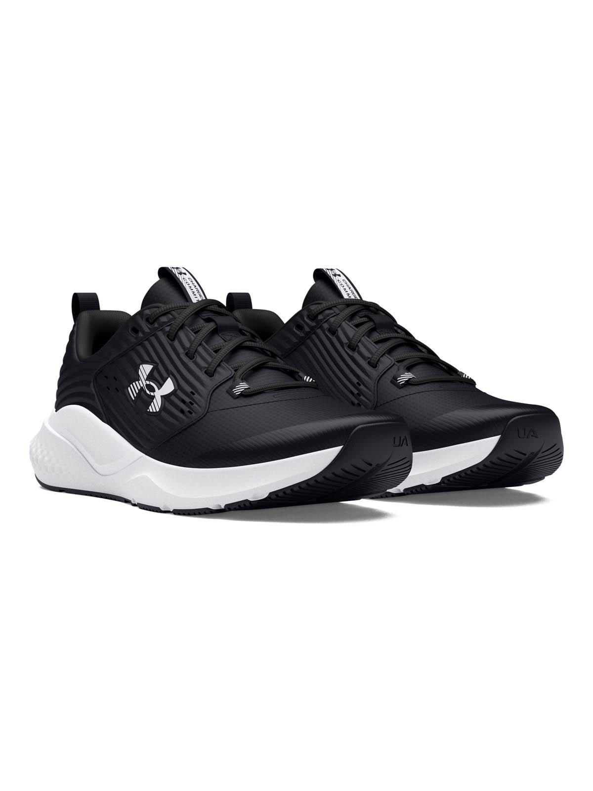 Zapatilla Charged Commit Tr 4 Negro Hombre-5