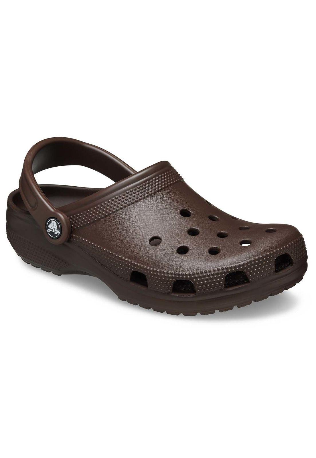 Zueco Crocs Unisex Classic Clog Café Osc-6