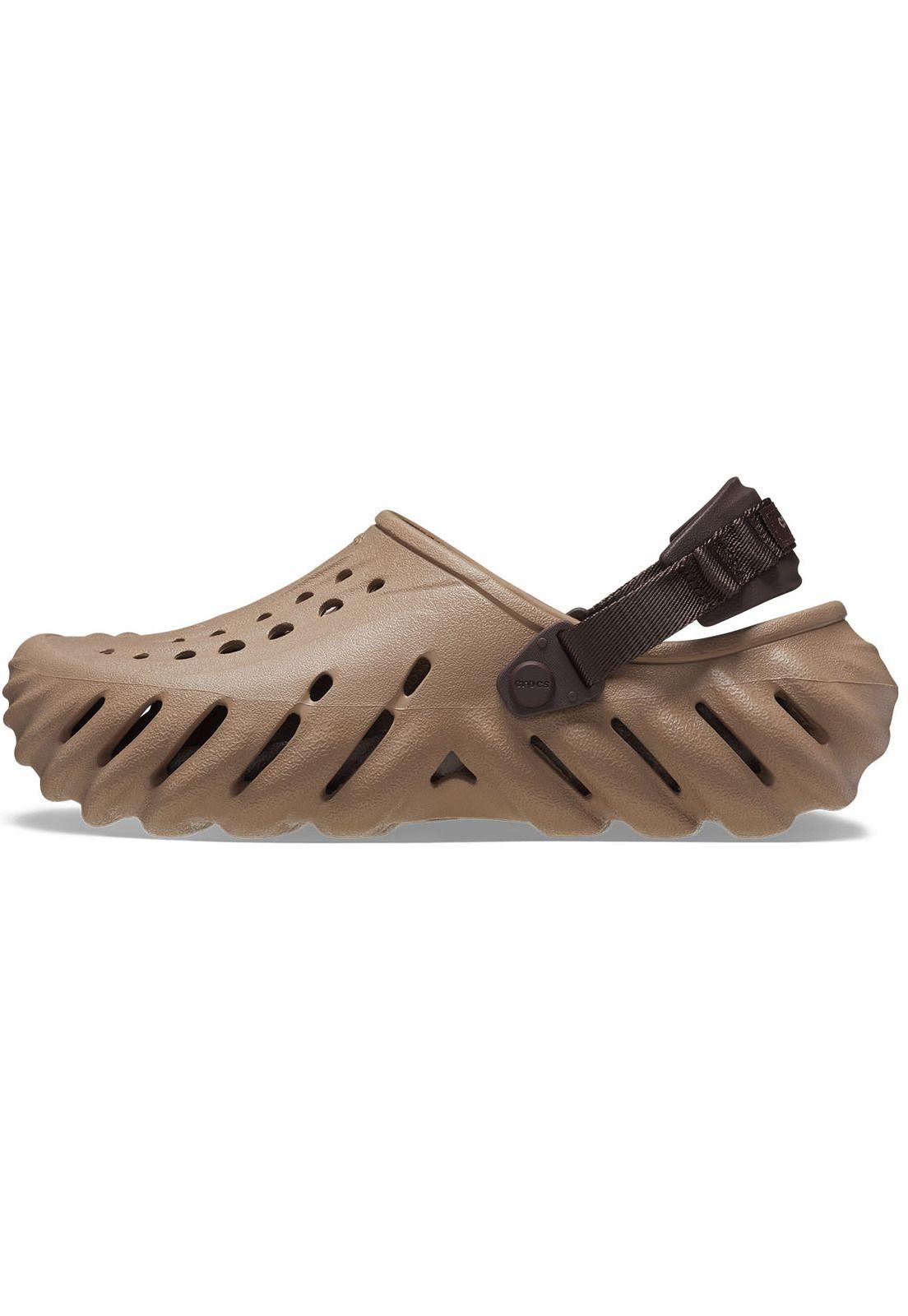 Zueco Crocs Hombre Echo Clog Café-1