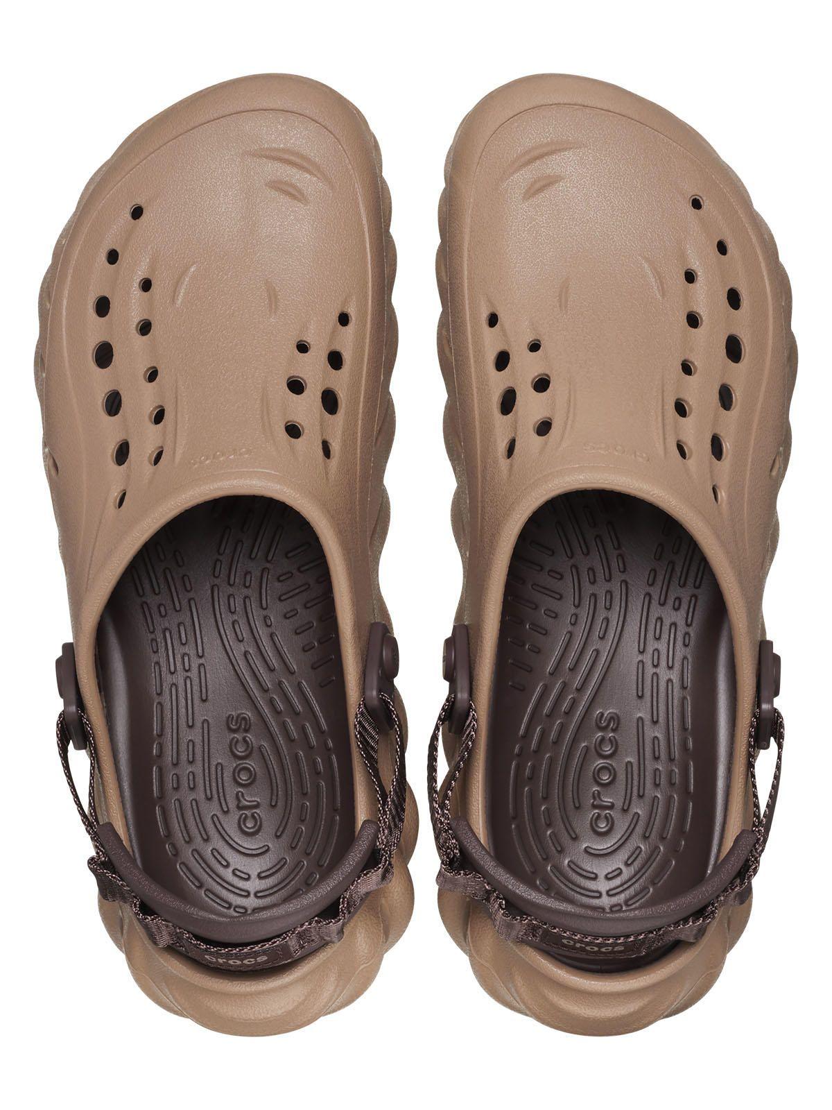 Zueco Crocs Hombre Echo Clog Café-4