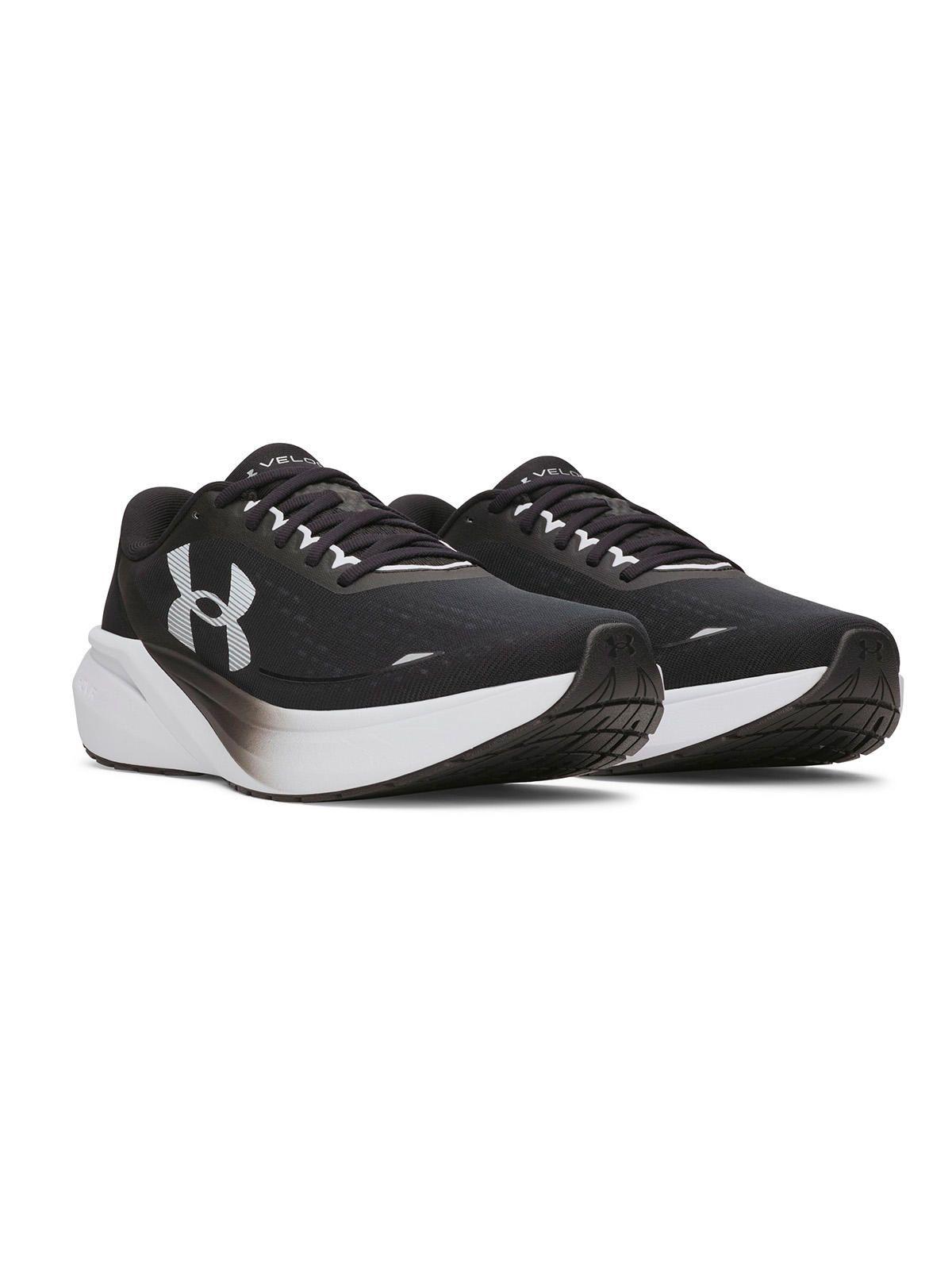 Zapatilla UA Velociti Pace Negro Hombre-5