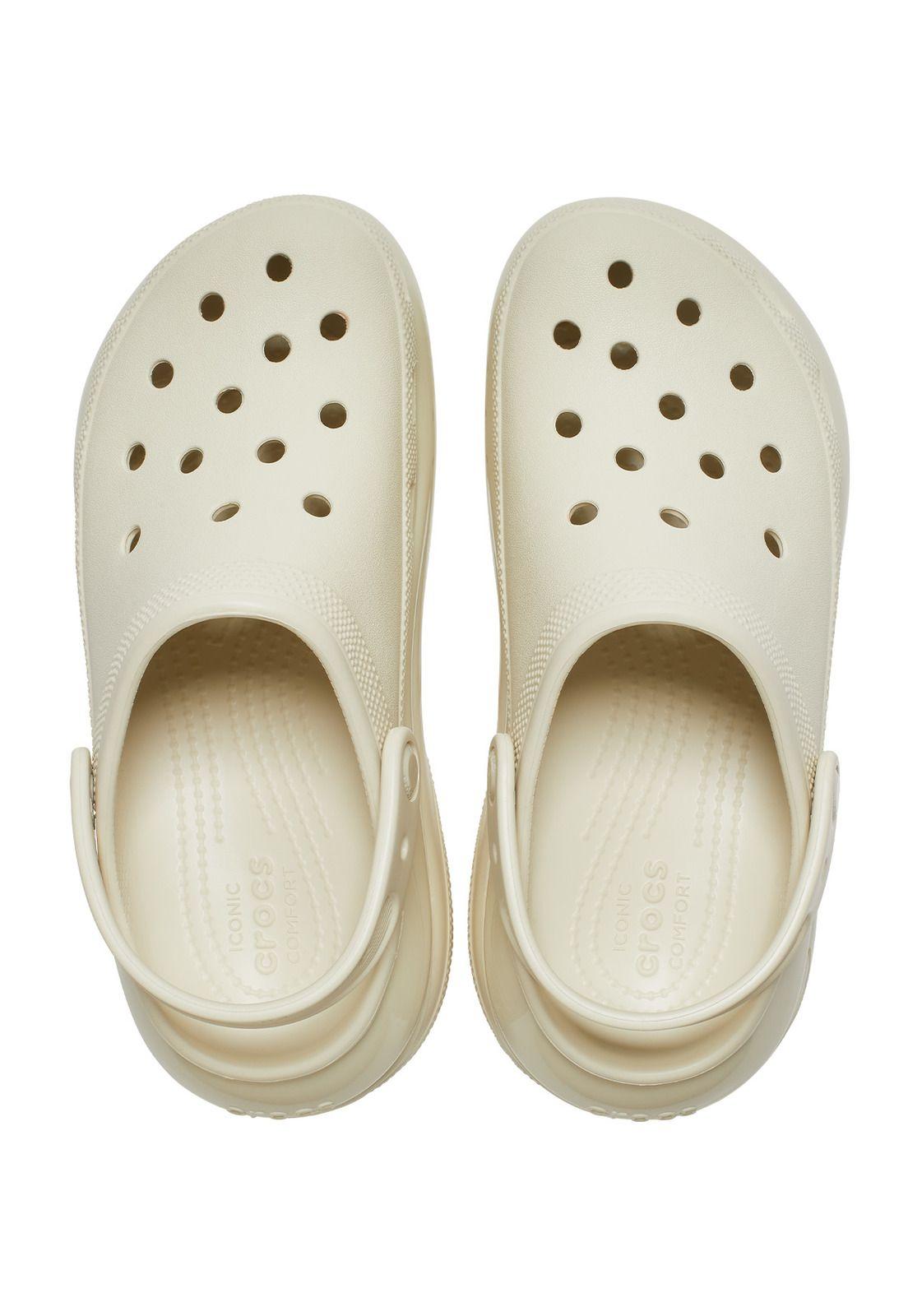 Zueco Crocs Mujer Mega Crush Clog Beige-4