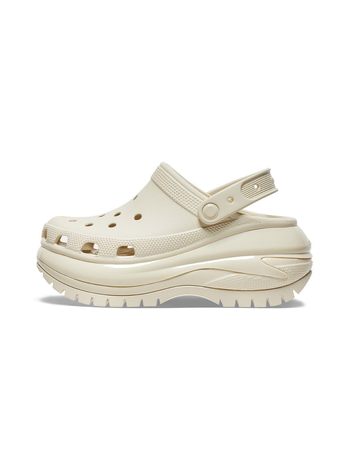 Zueco Crocs Mujer Mega Crush Clog Beige-1