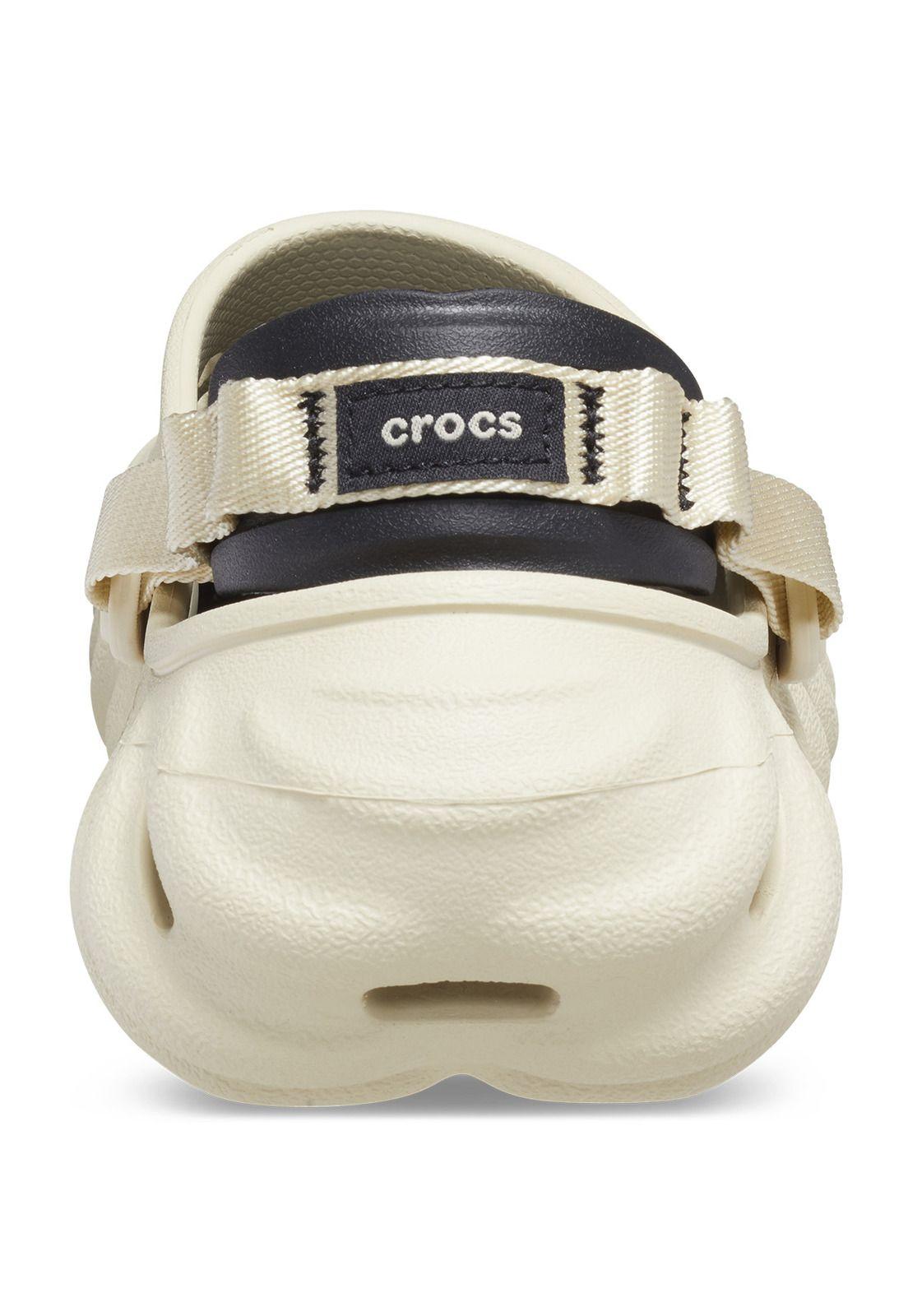 Zueco Crocs Mujer Echo Clog Beige-7