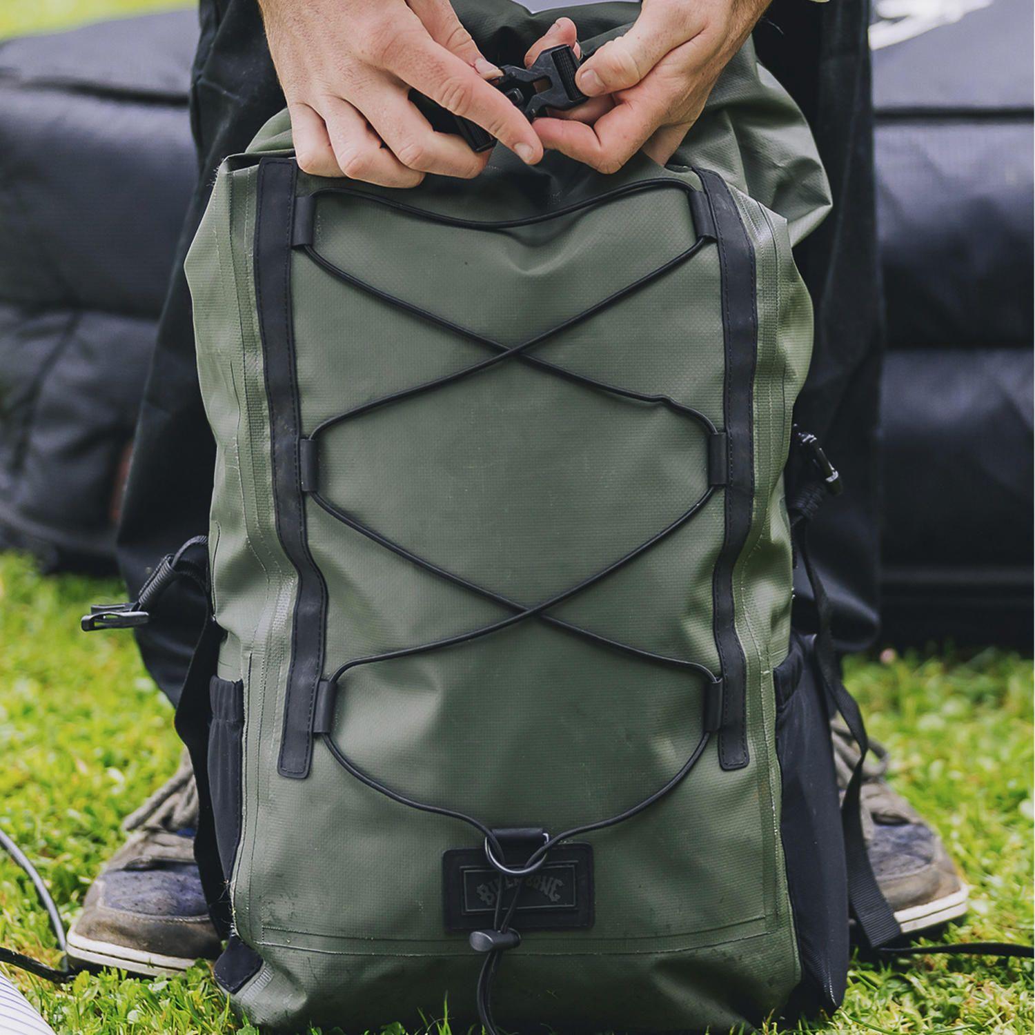 Mochila Hombre Surftrek Storm Verde-1