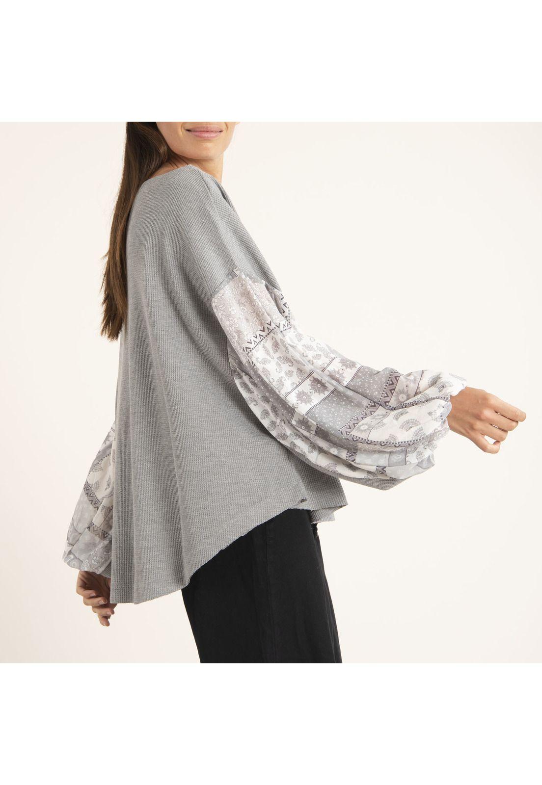 Polera Mujer Mali Gris-4