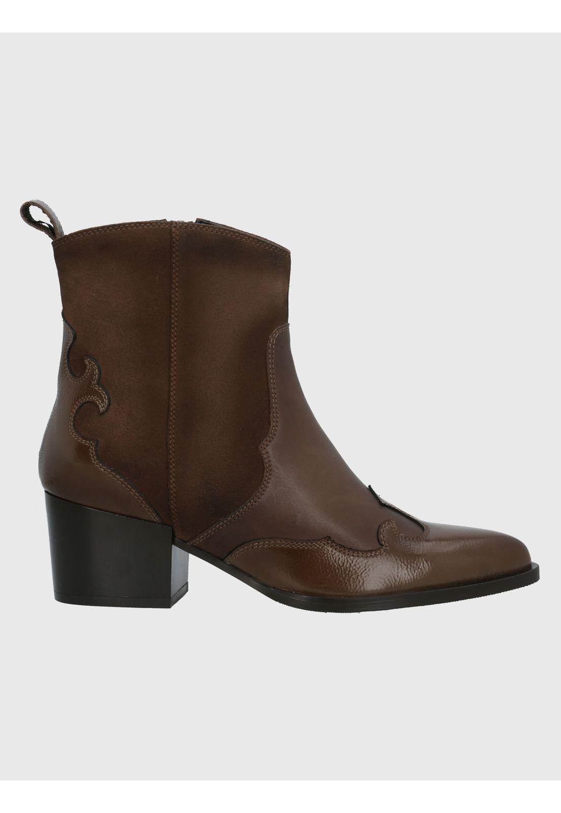 Botín Cuero Mujer Cassaandra Taupe-1