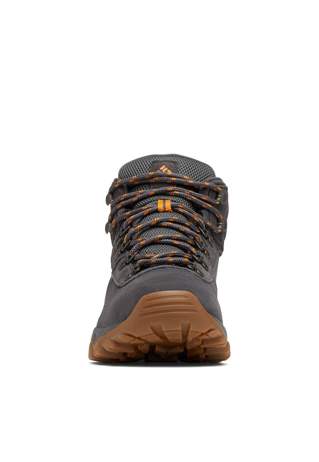 Botín Hombre Newton ridge II s w Gris-6