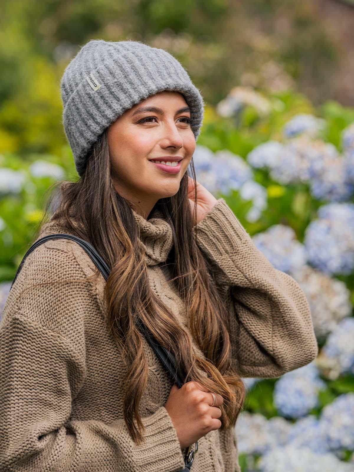 Gorros  Beanie Comfy Mujer Gris-1