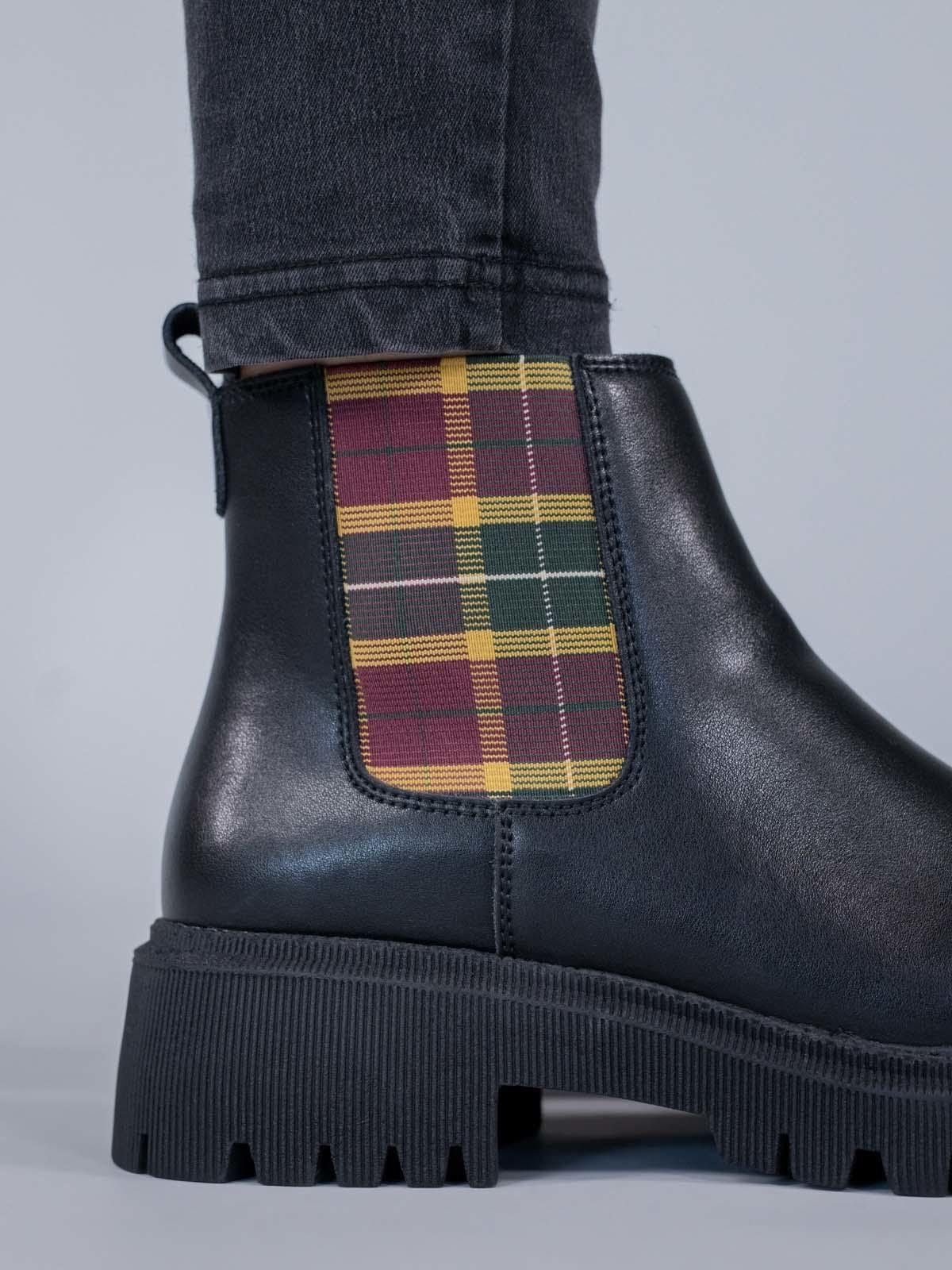 Botin Cuero Mujer Lacock Negro-8