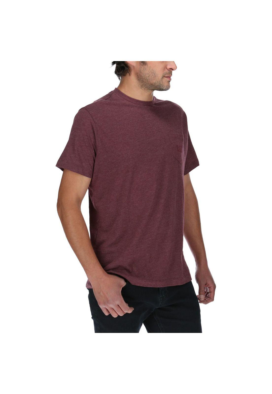 Polera Mc Hombre Traditional Pocket Tee Burdeo-3