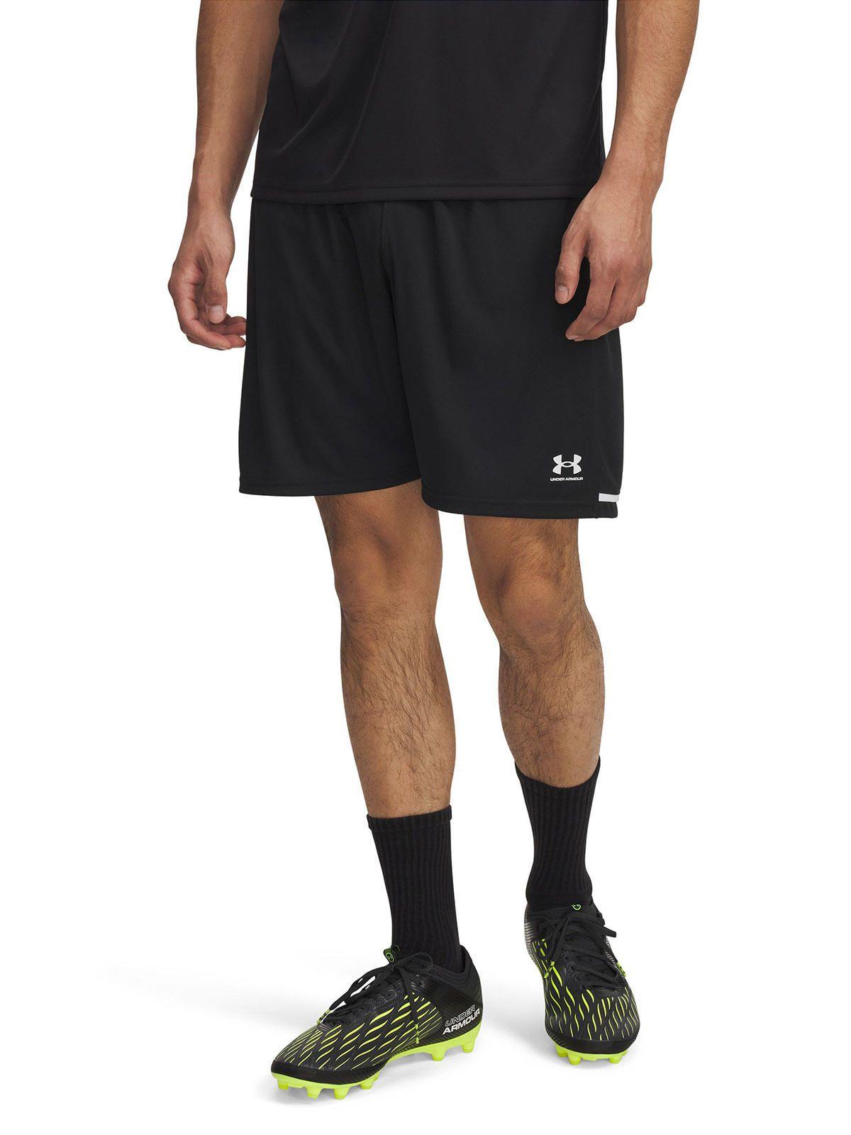 Short Ua Challenger Negro Para Hombre-0