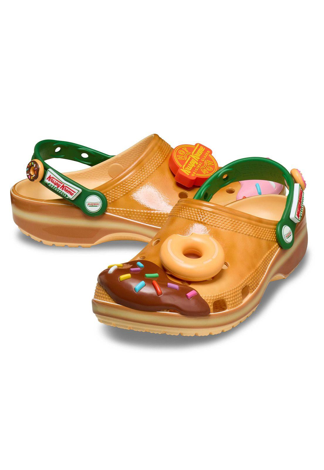 Zueco Crocs Mujer Classic Krispy Kreme Clog Café Claro-3