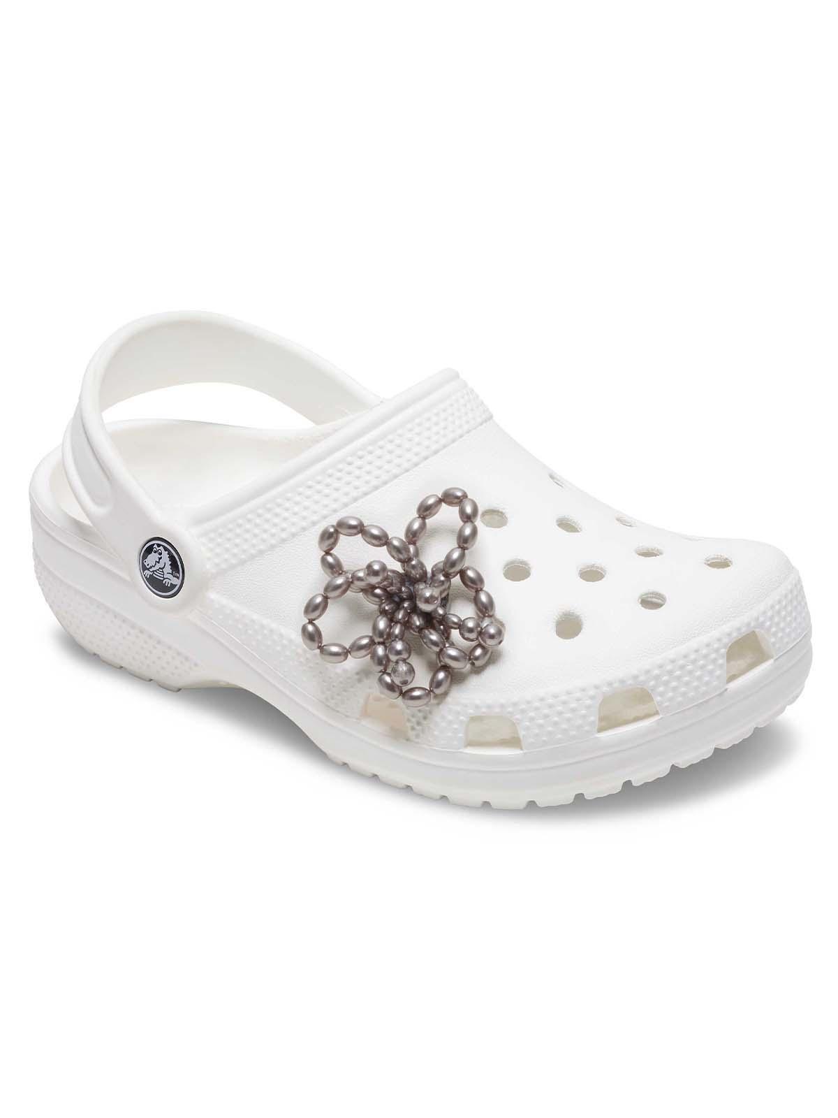 Jibbitz Crocs Flor Clásica Con Cuentas Plateado-1